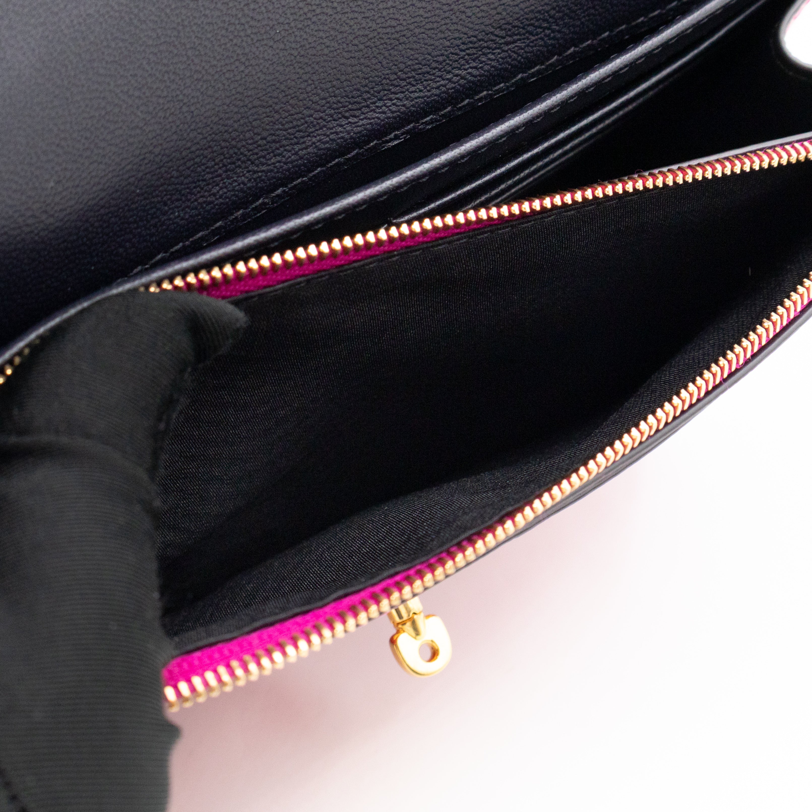 Small Darley Wallet On Chain Deep Pink Lizard Embossed Leather