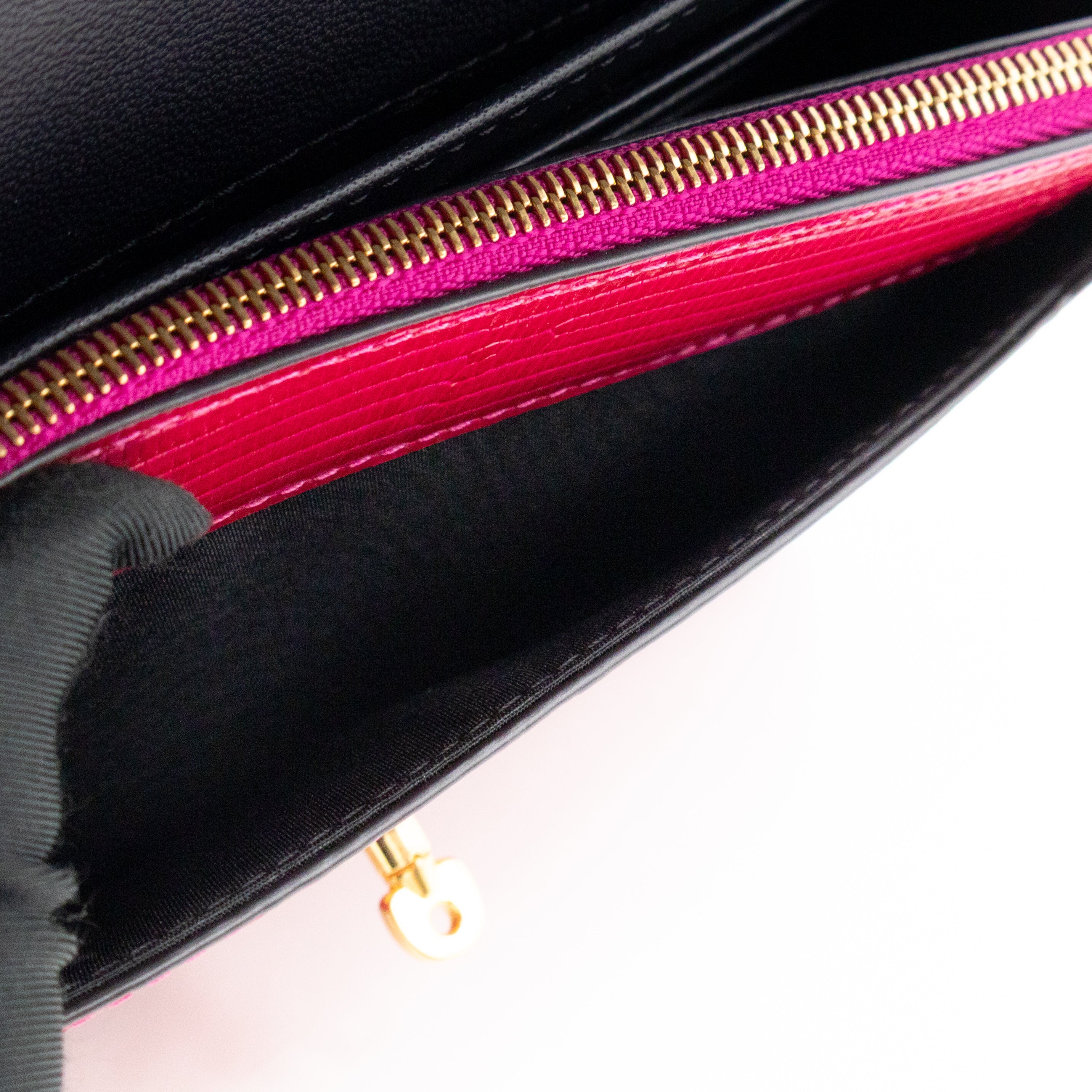 Small Darley Wallet On Chain Deep Pink Lizard Embossed Leather