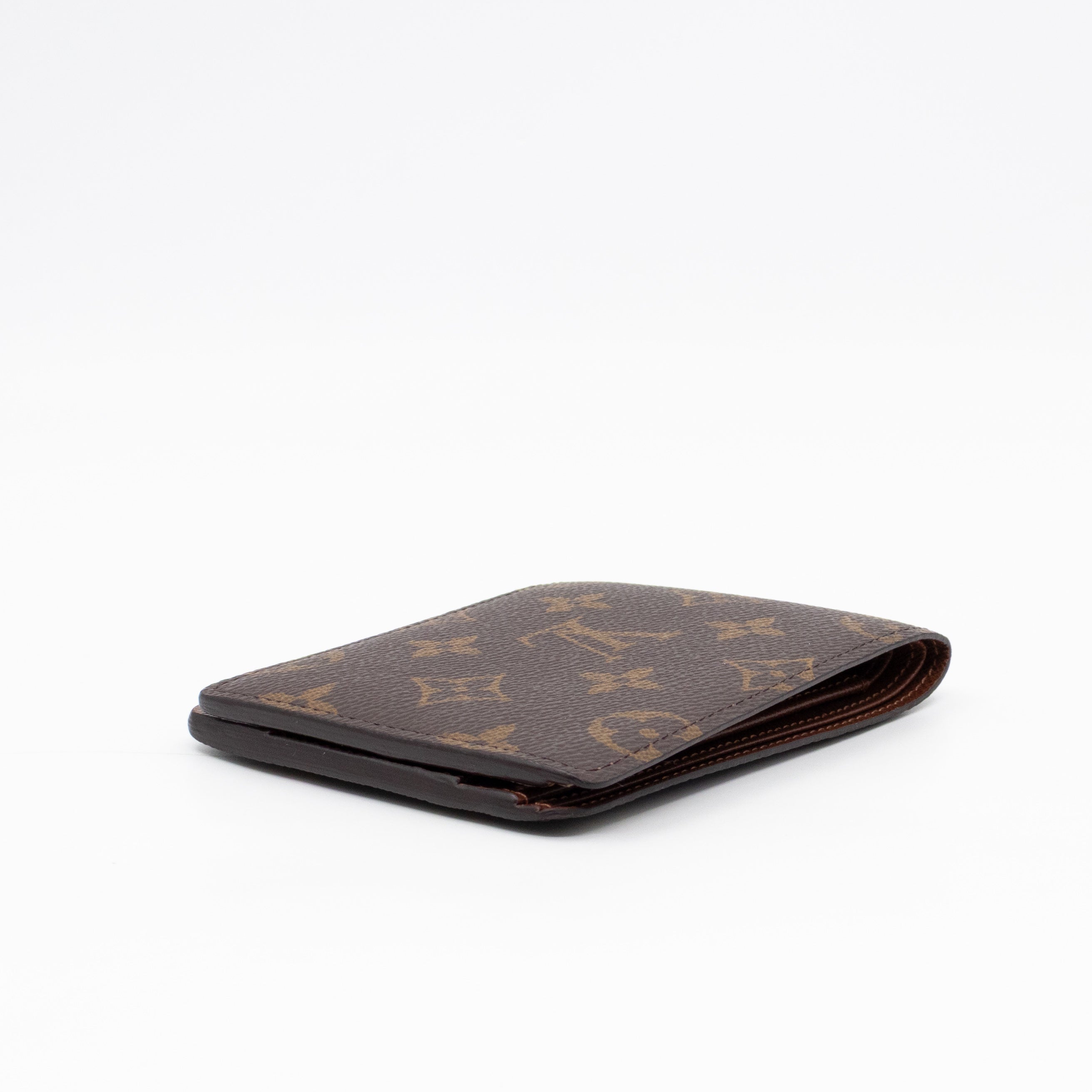 Multiple Wallet Monogram