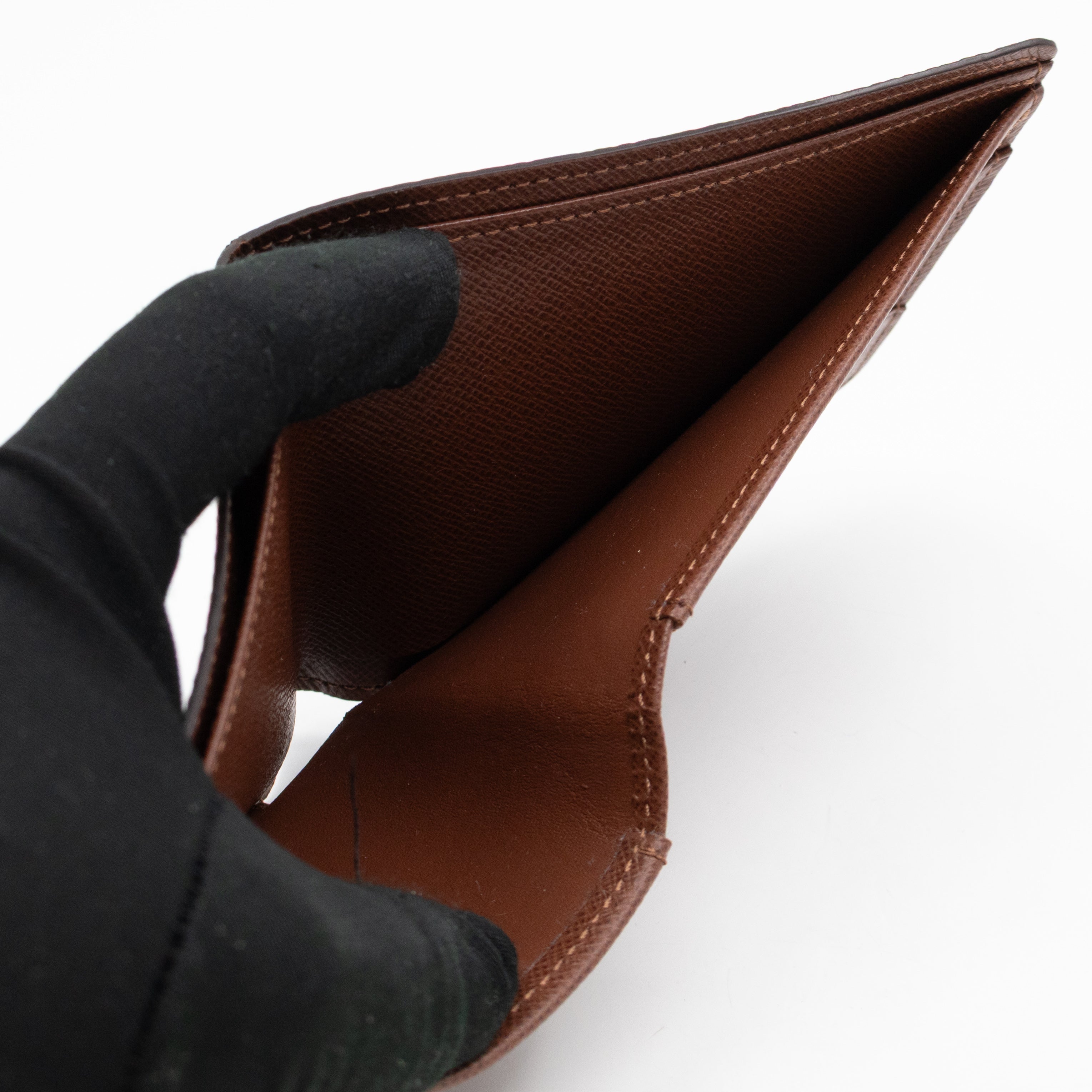 Multiple Wallet Monogram