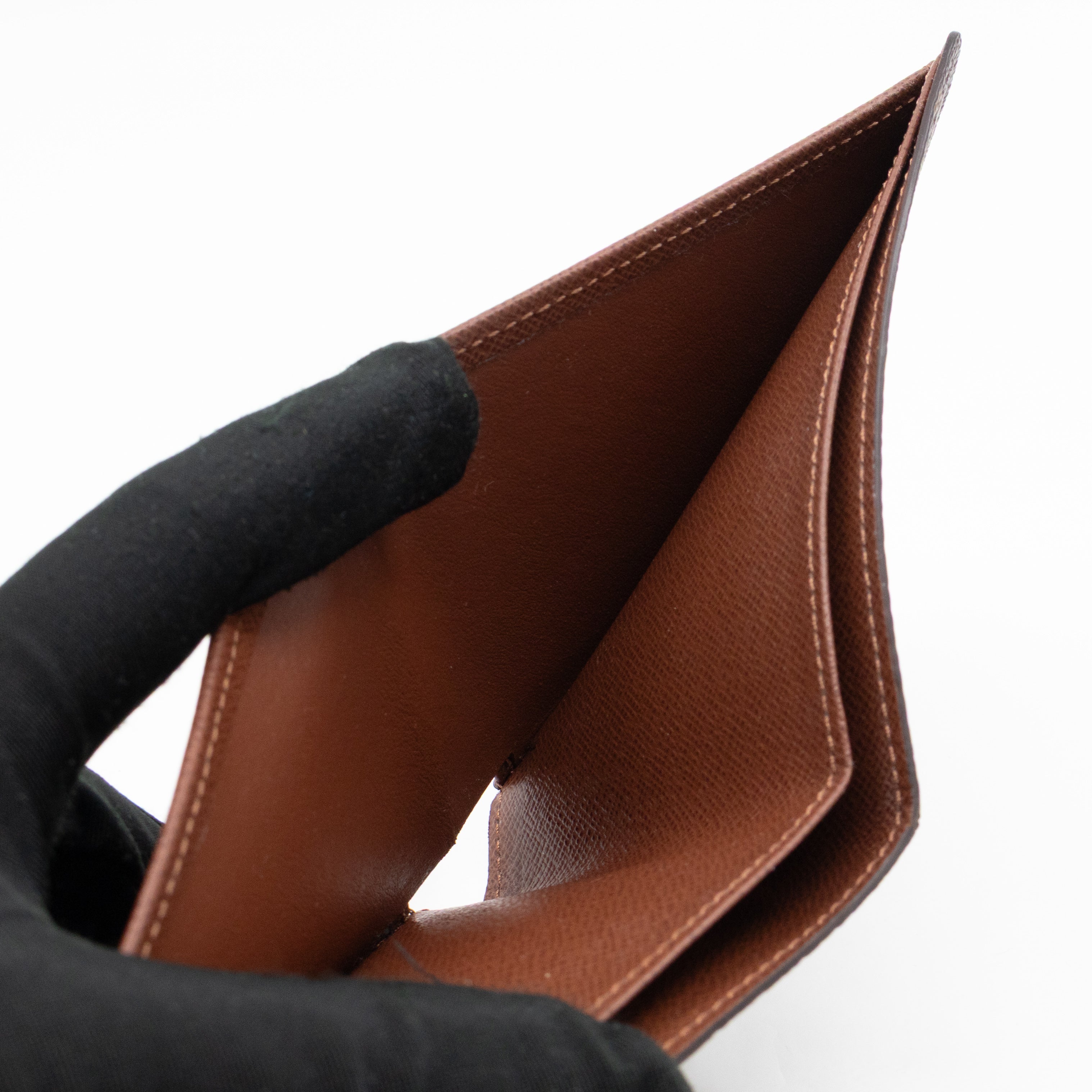 Multiple Wallet Monogram