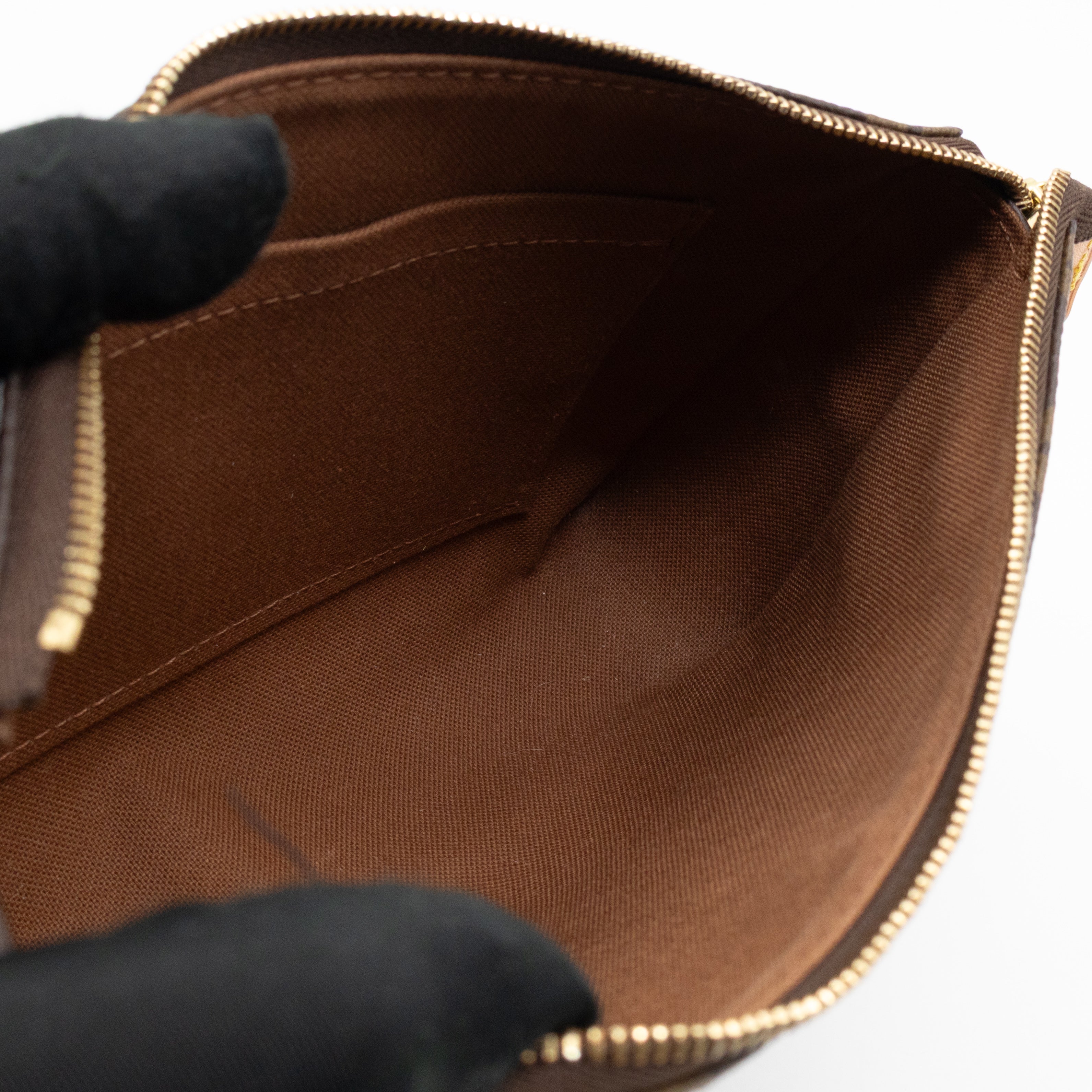 Pochette Accessoires Monogram