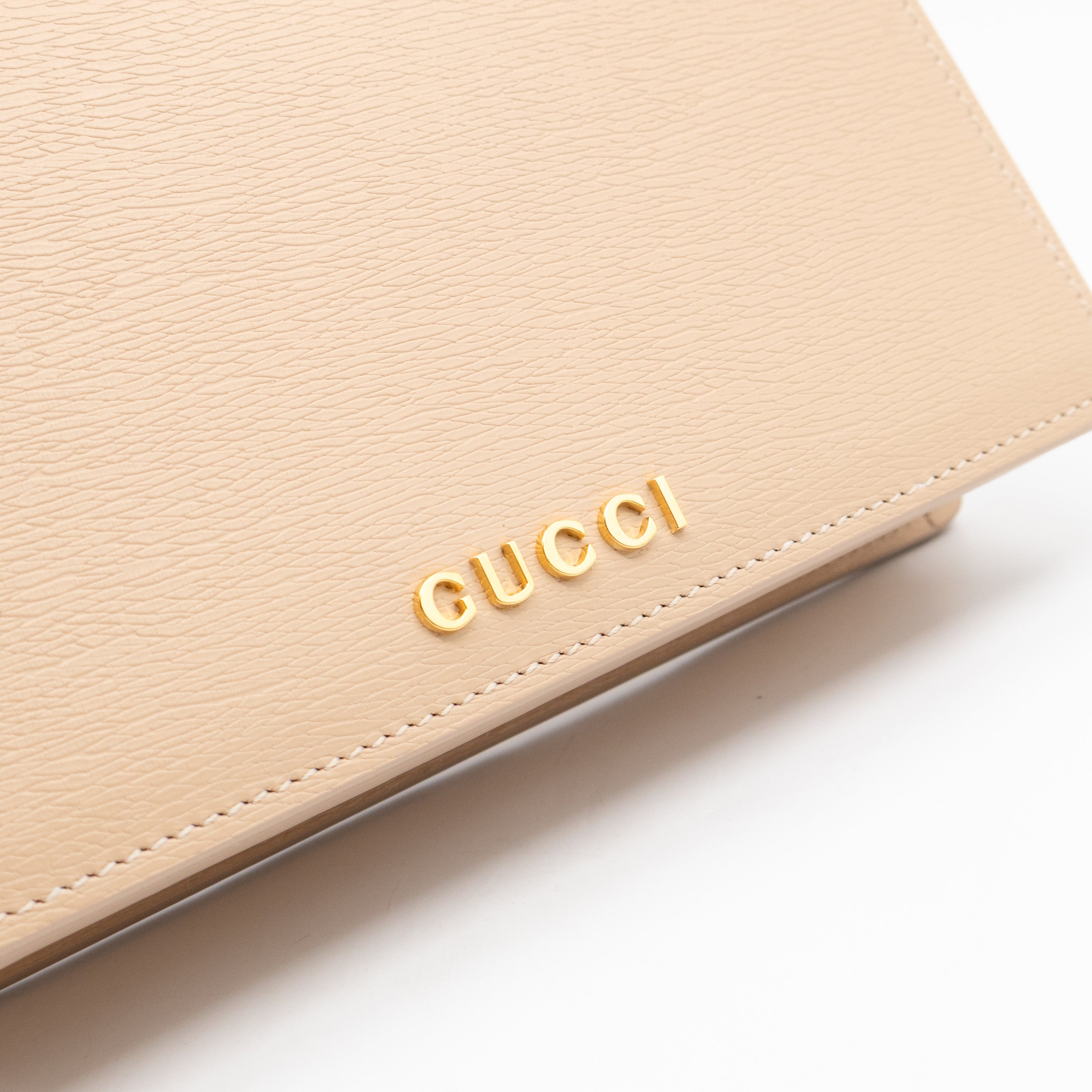 Petite Chain Wallet Beige Leather