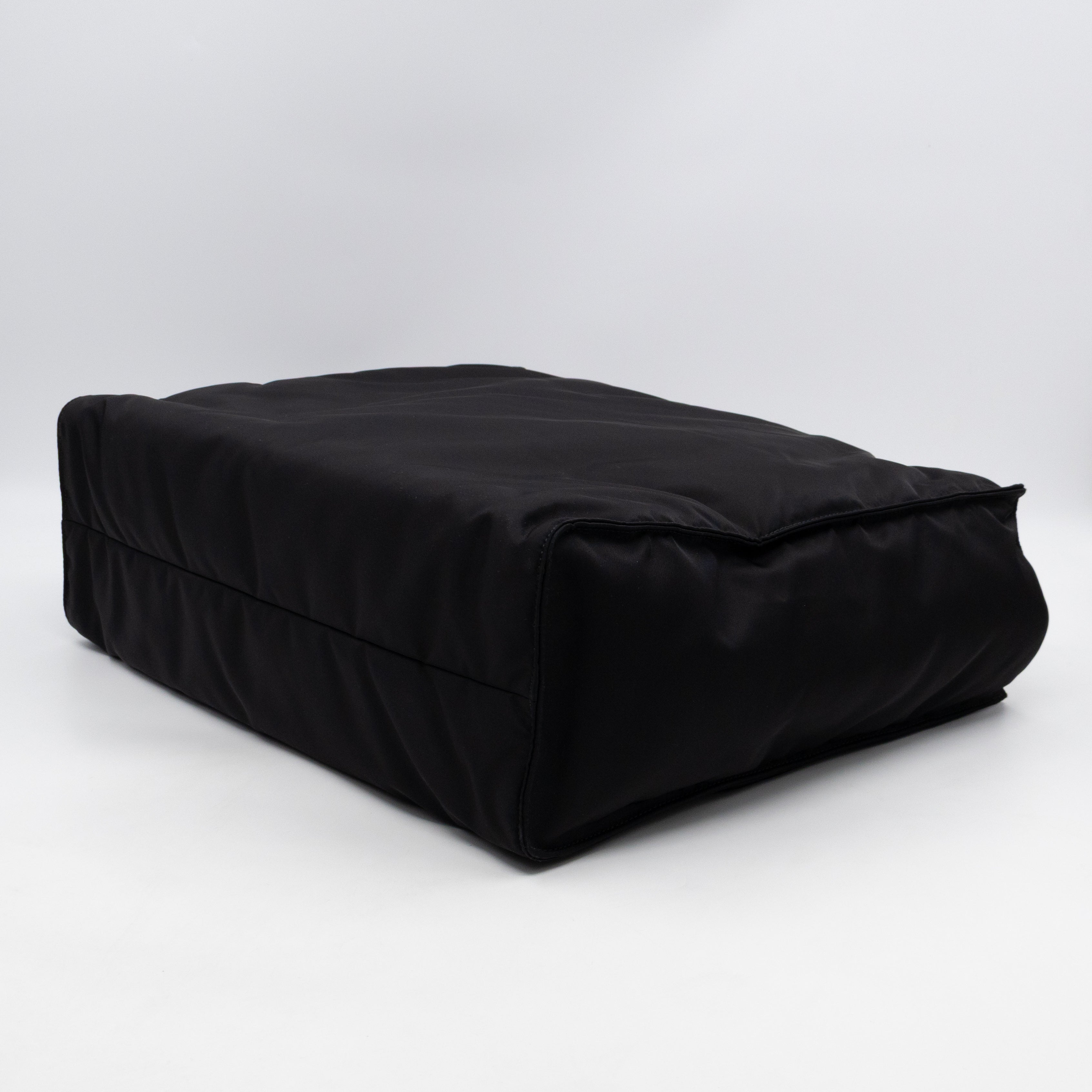 Front Pocket Tote Tessuto Nylon Black