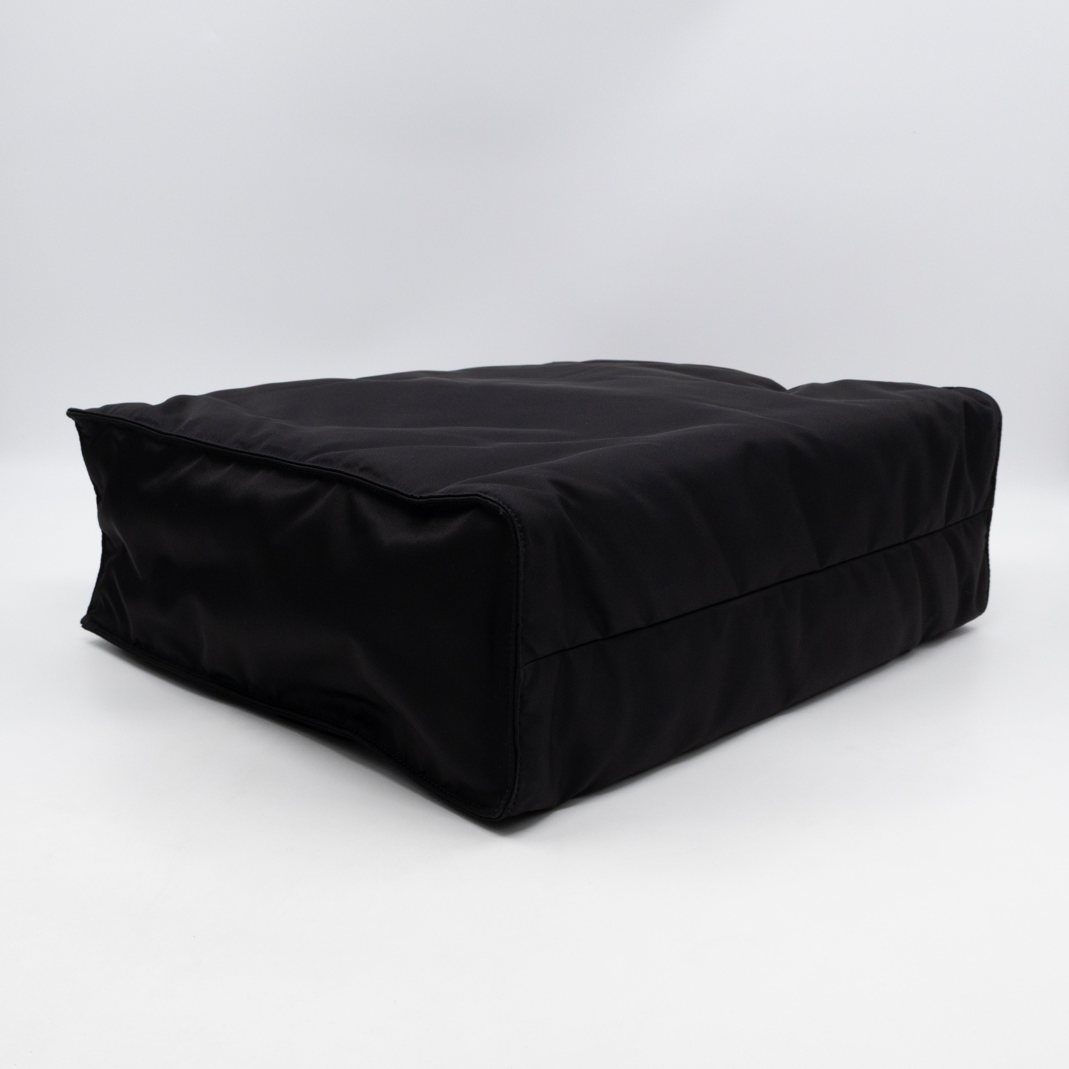 Front Pocket Tote Tessuto Nylon Black