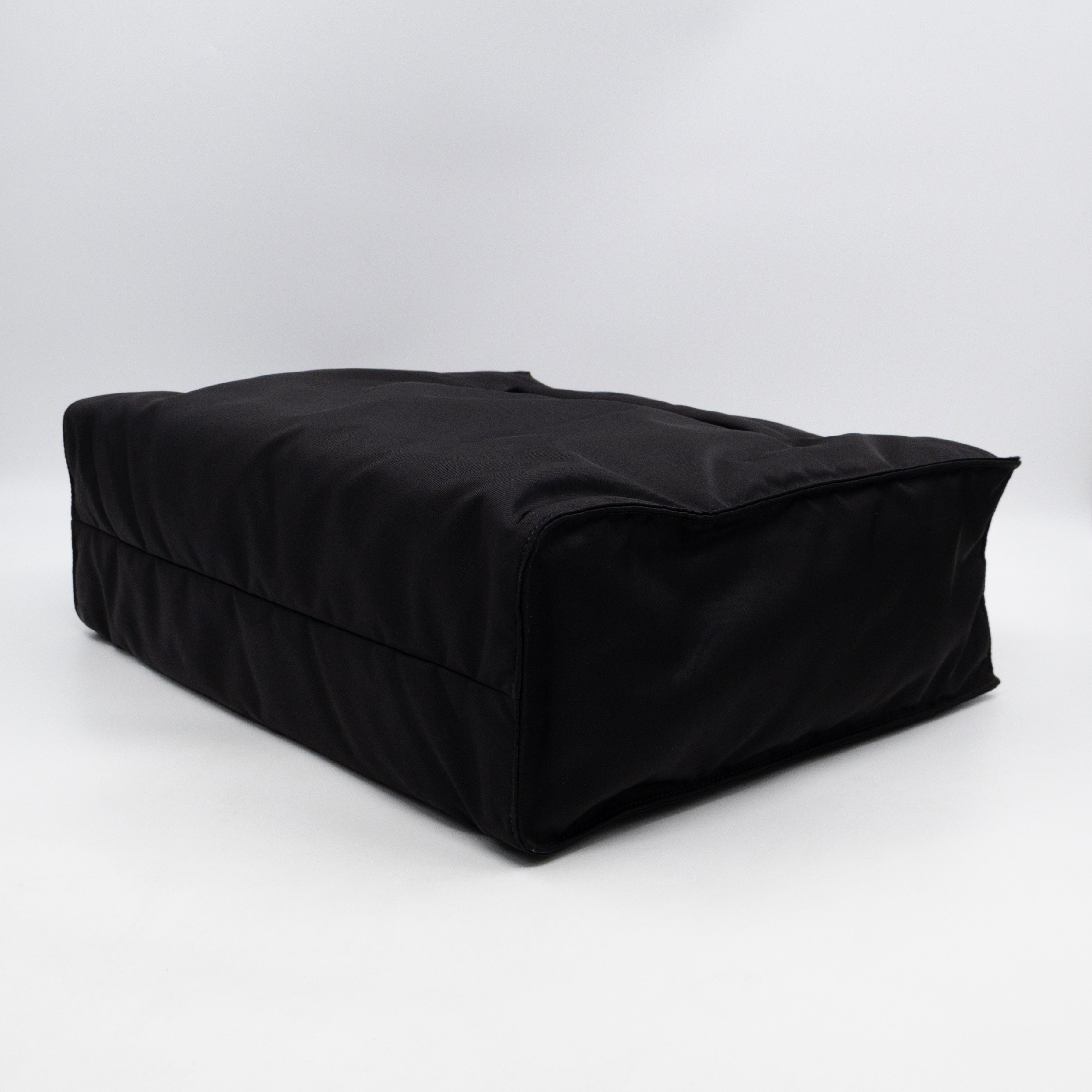 Front Pocket Tote Tessuto Nylon Black