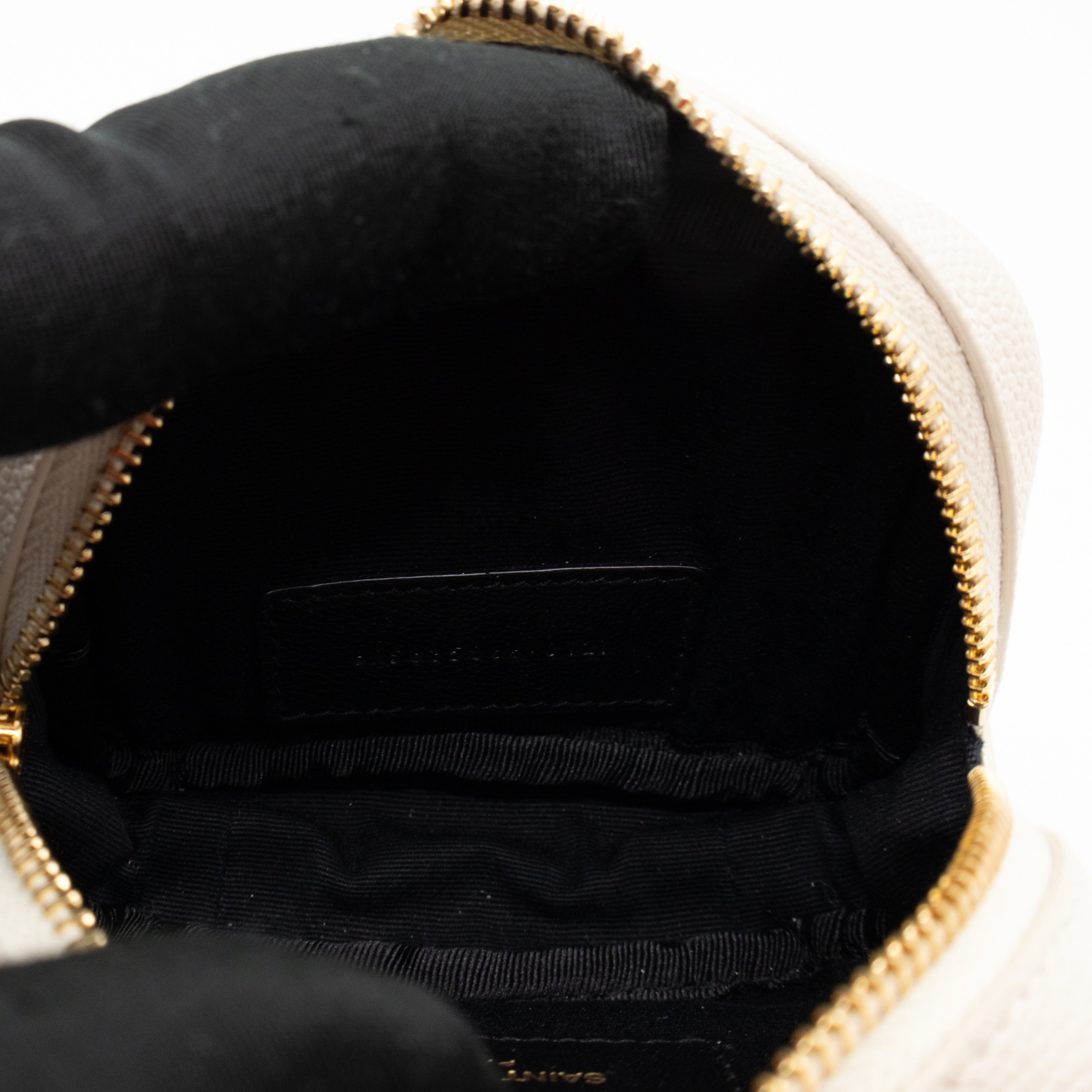 Lou Nano Chain Pouch Cream Leather