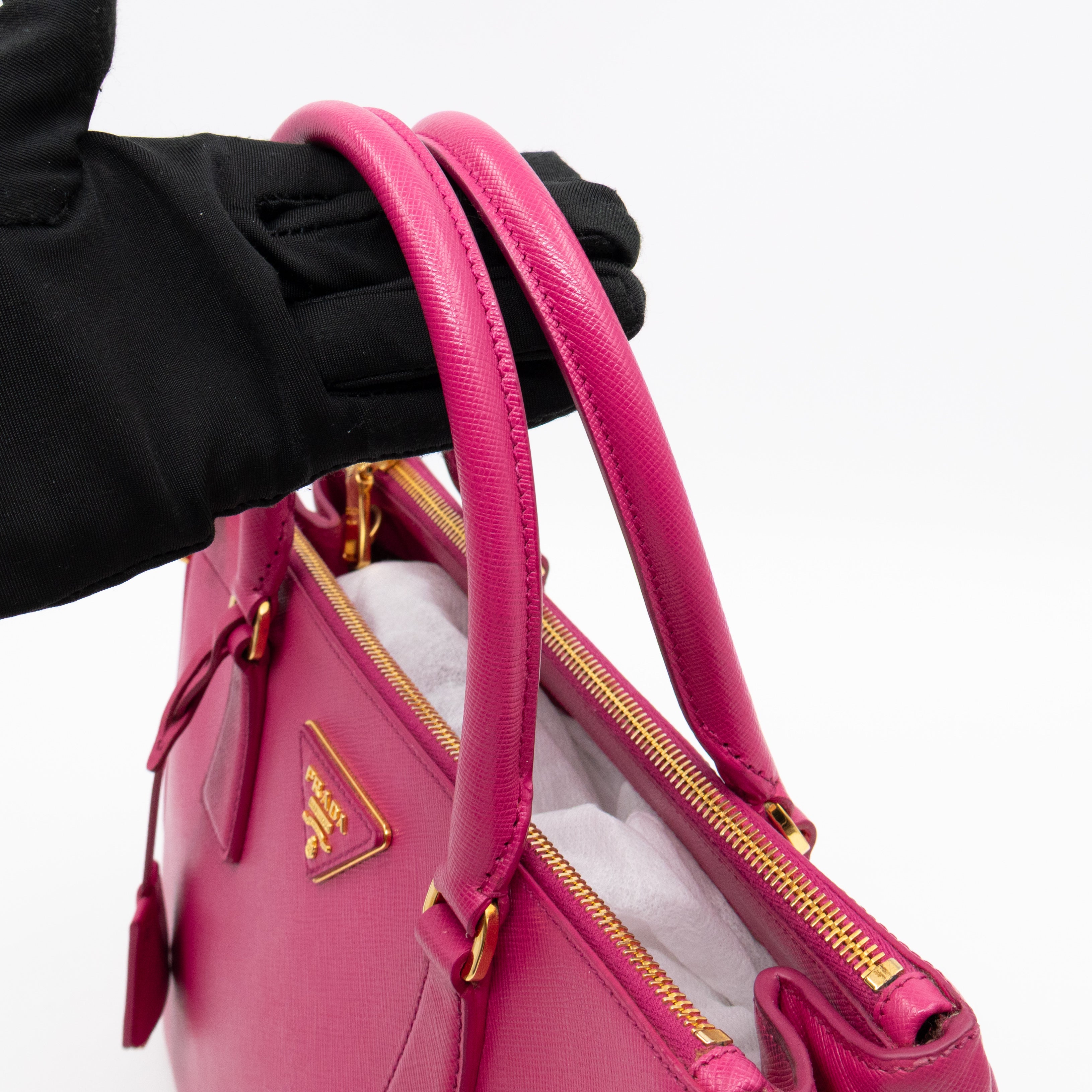 Galleria Medium Double Zip Fuxia Pink Saffiano