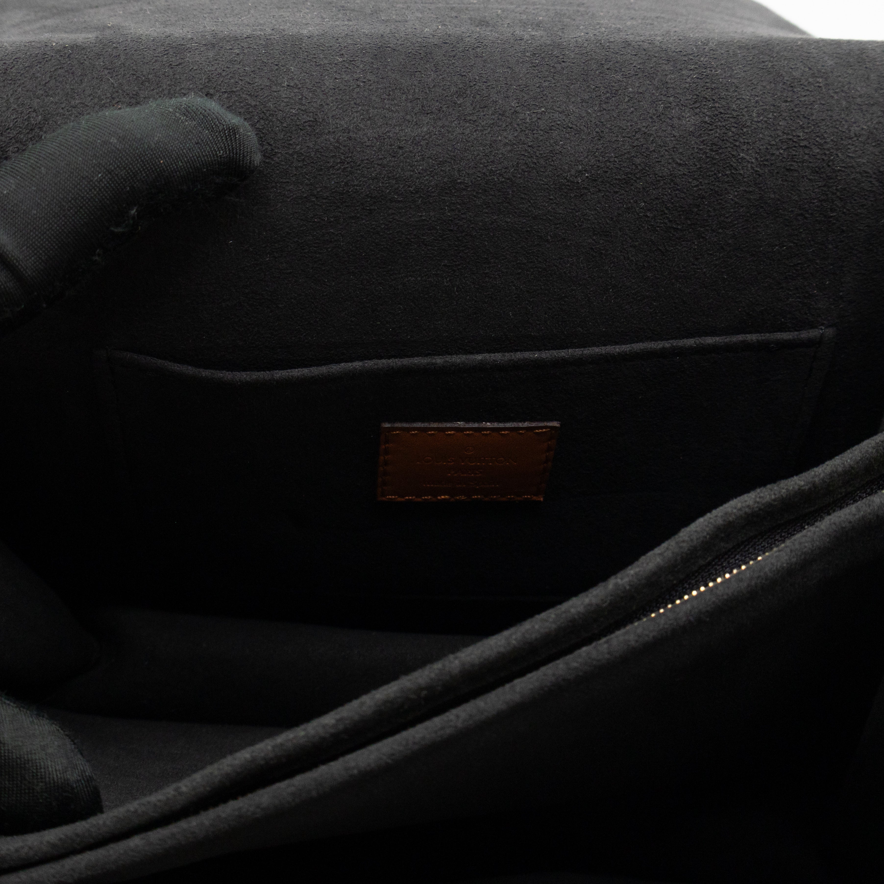 Dauphine MM Monogram Reverse