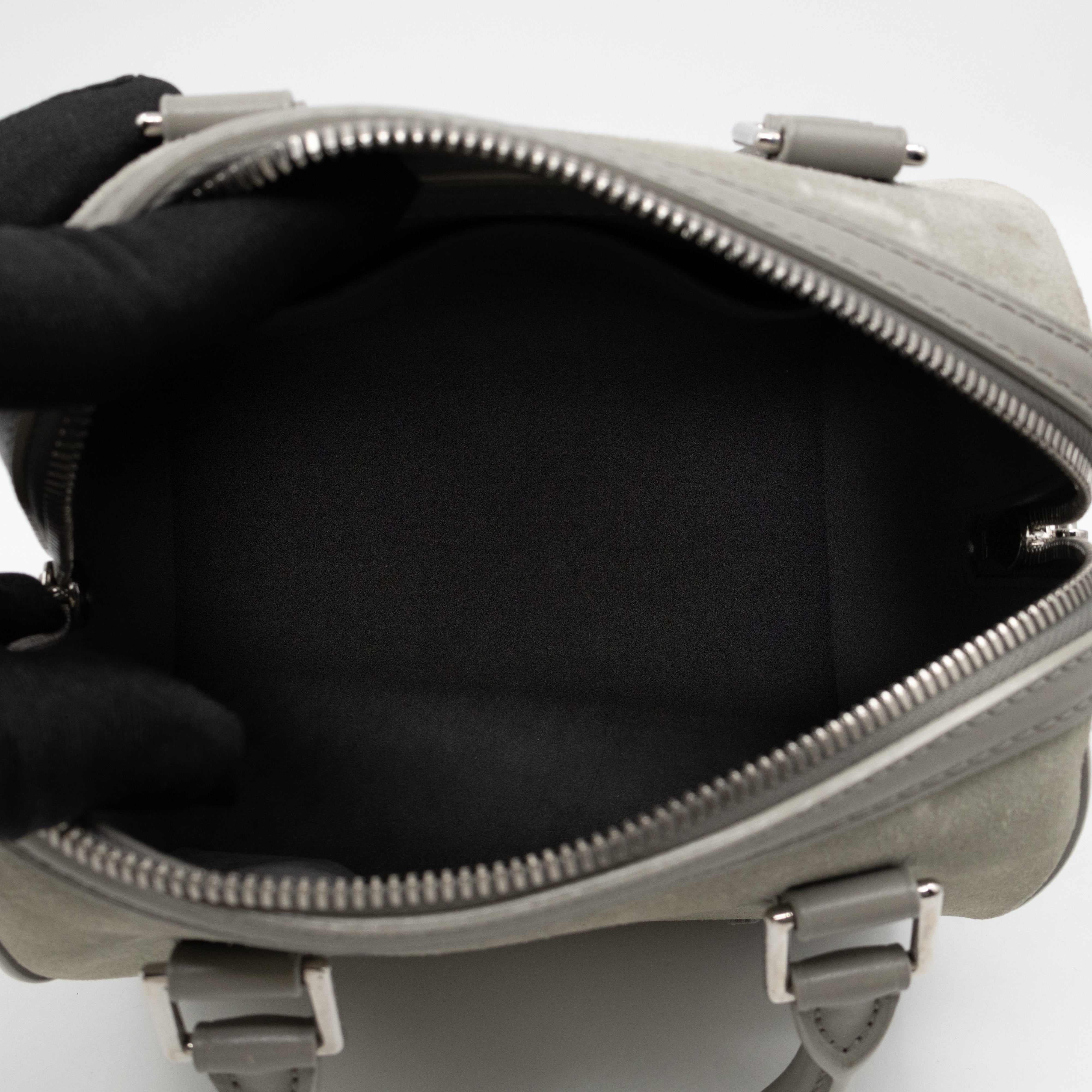Illusion Speedy Cube PM Grey Suede Leather