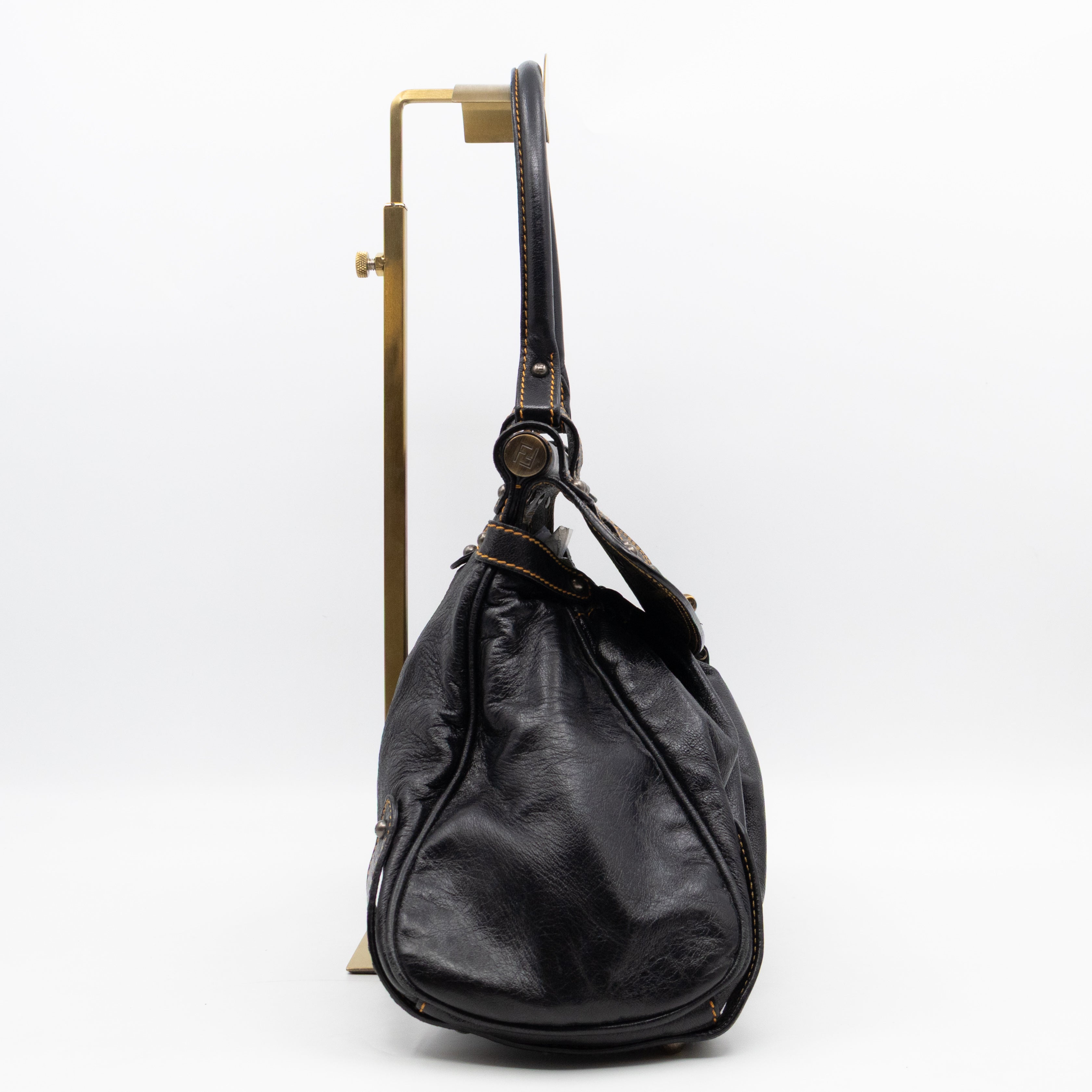 Magic Shoulder Bag Black Leather