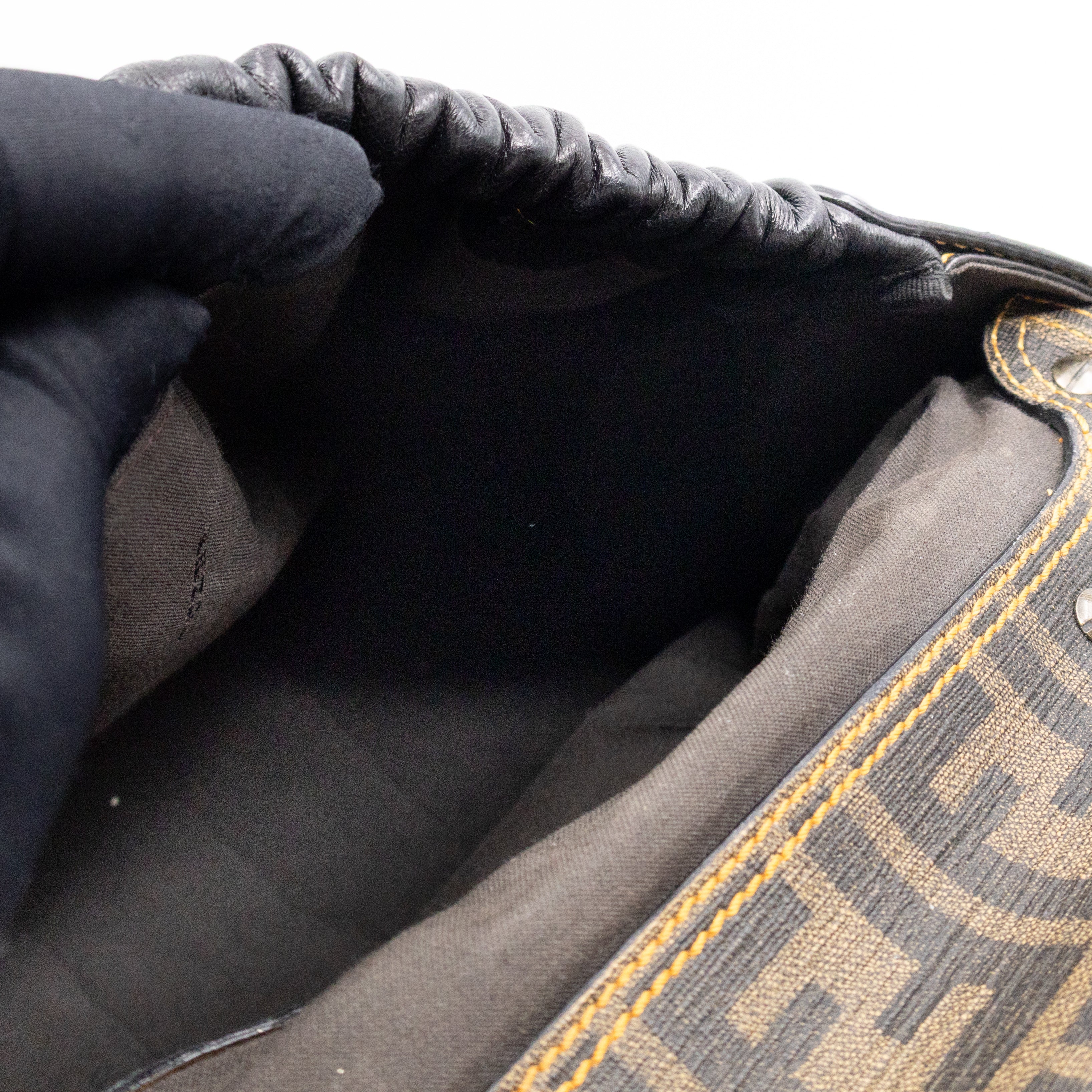 Magic Shoulder Bag Black Leather