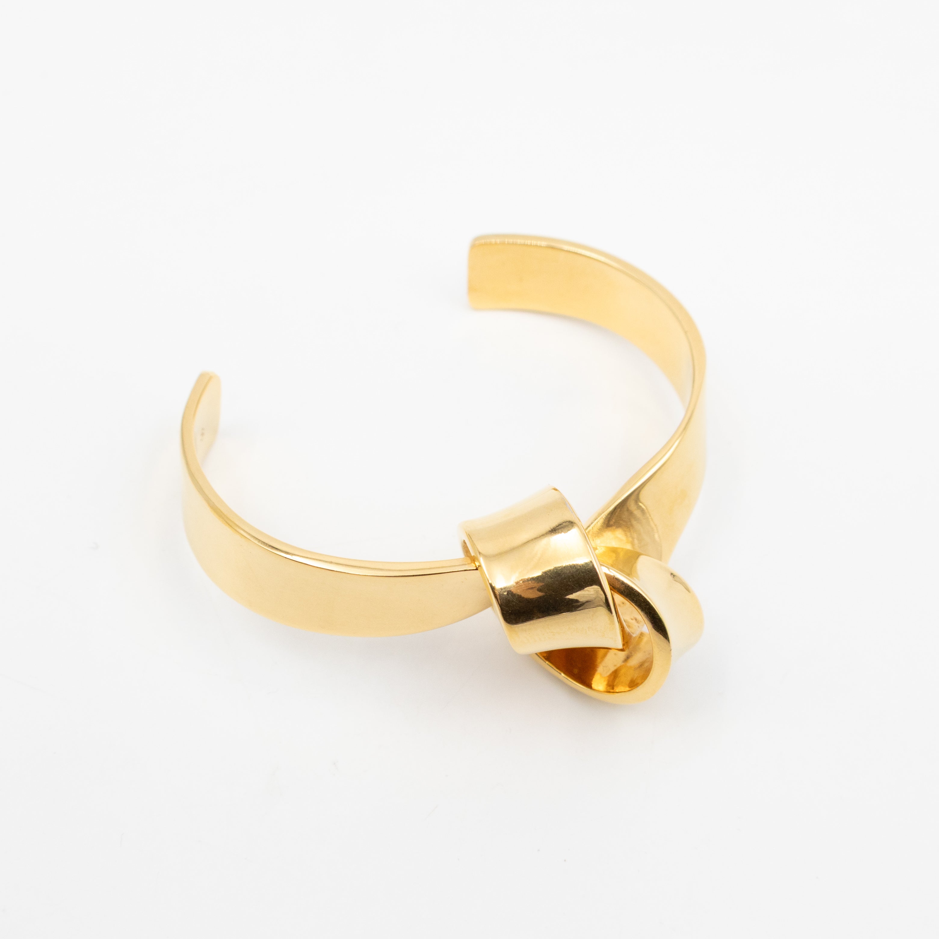 Flat Knot Bracelet Gold