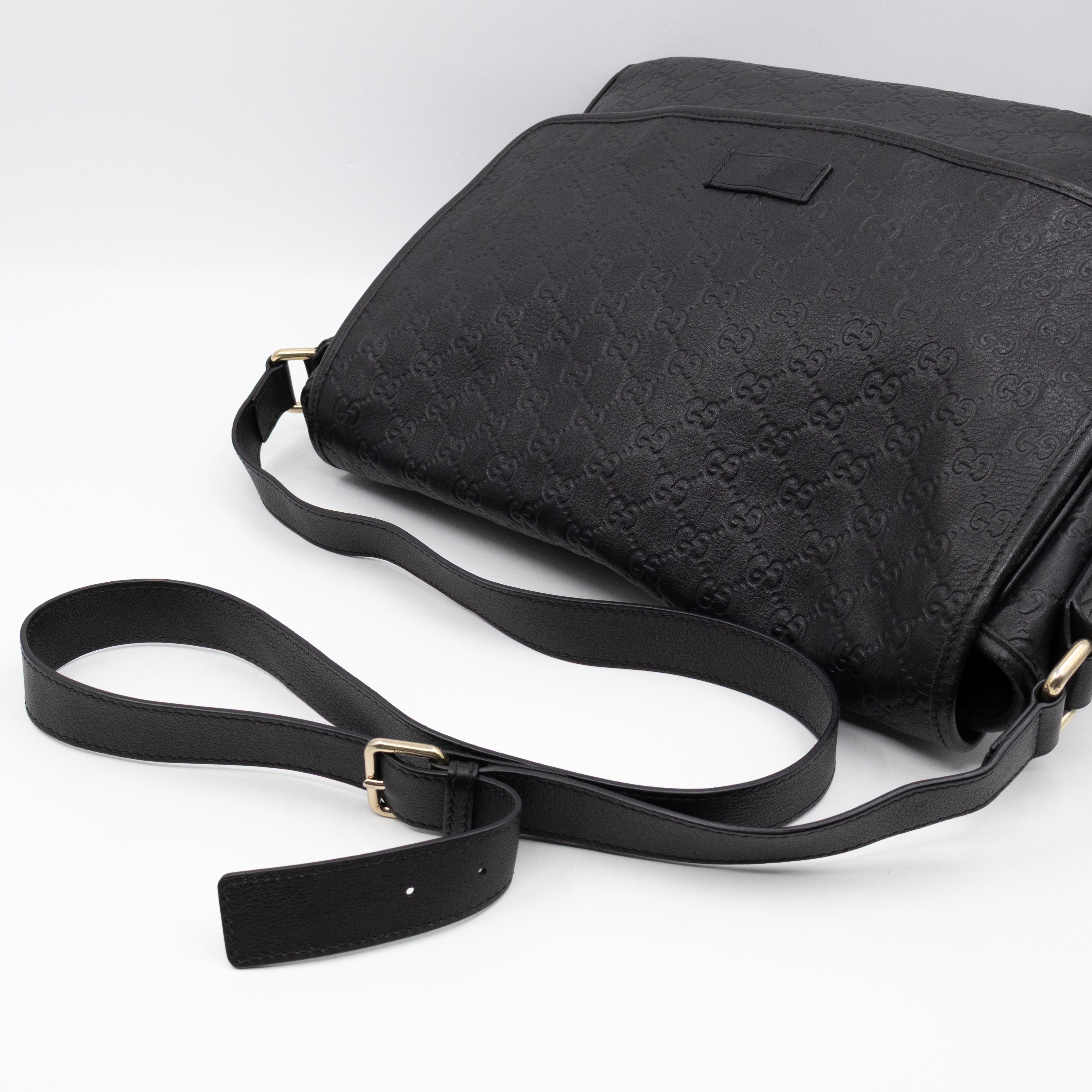 Messenger Shoulder Bag Black Guccissima Leather