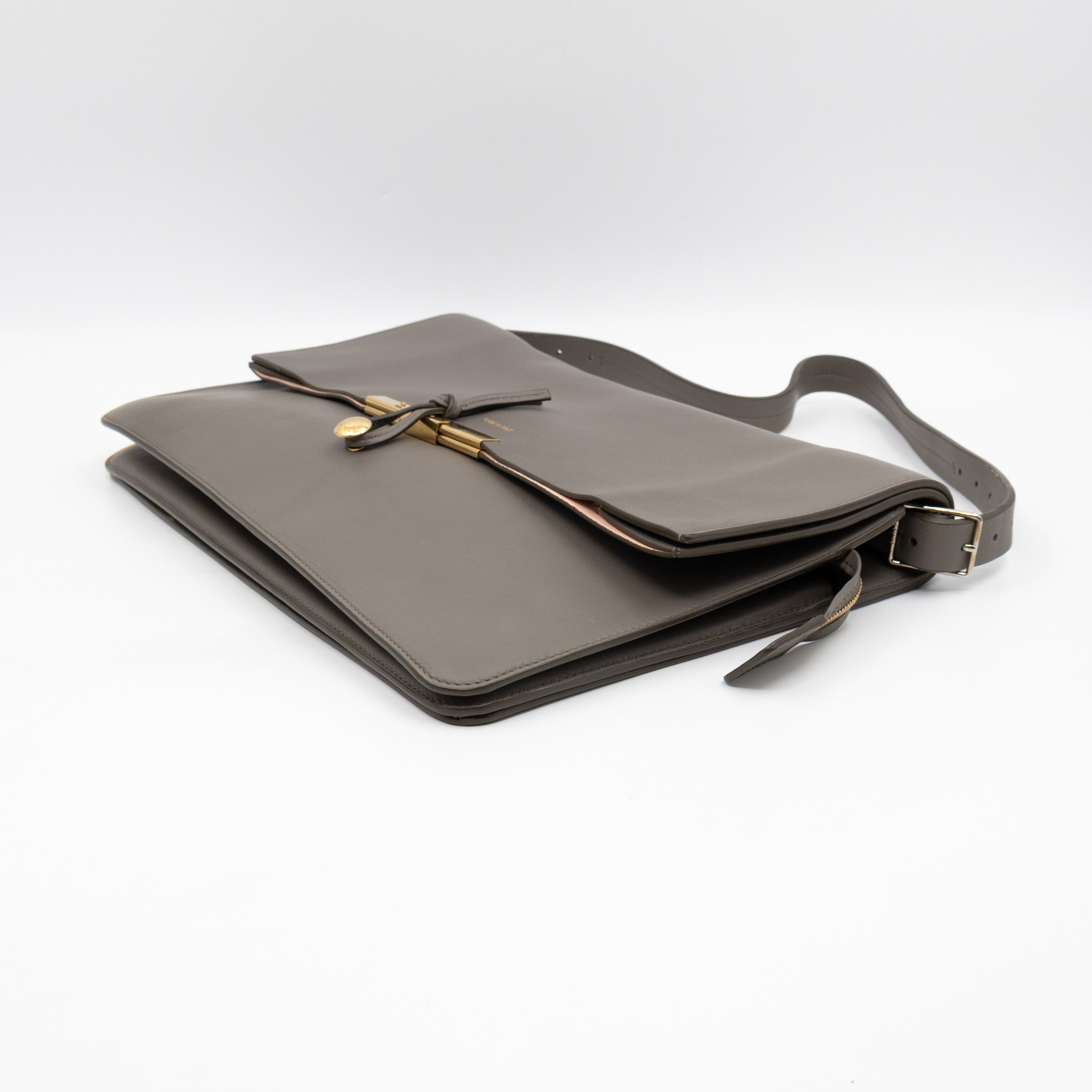 Clasp Fold-over Bag Grey Leather