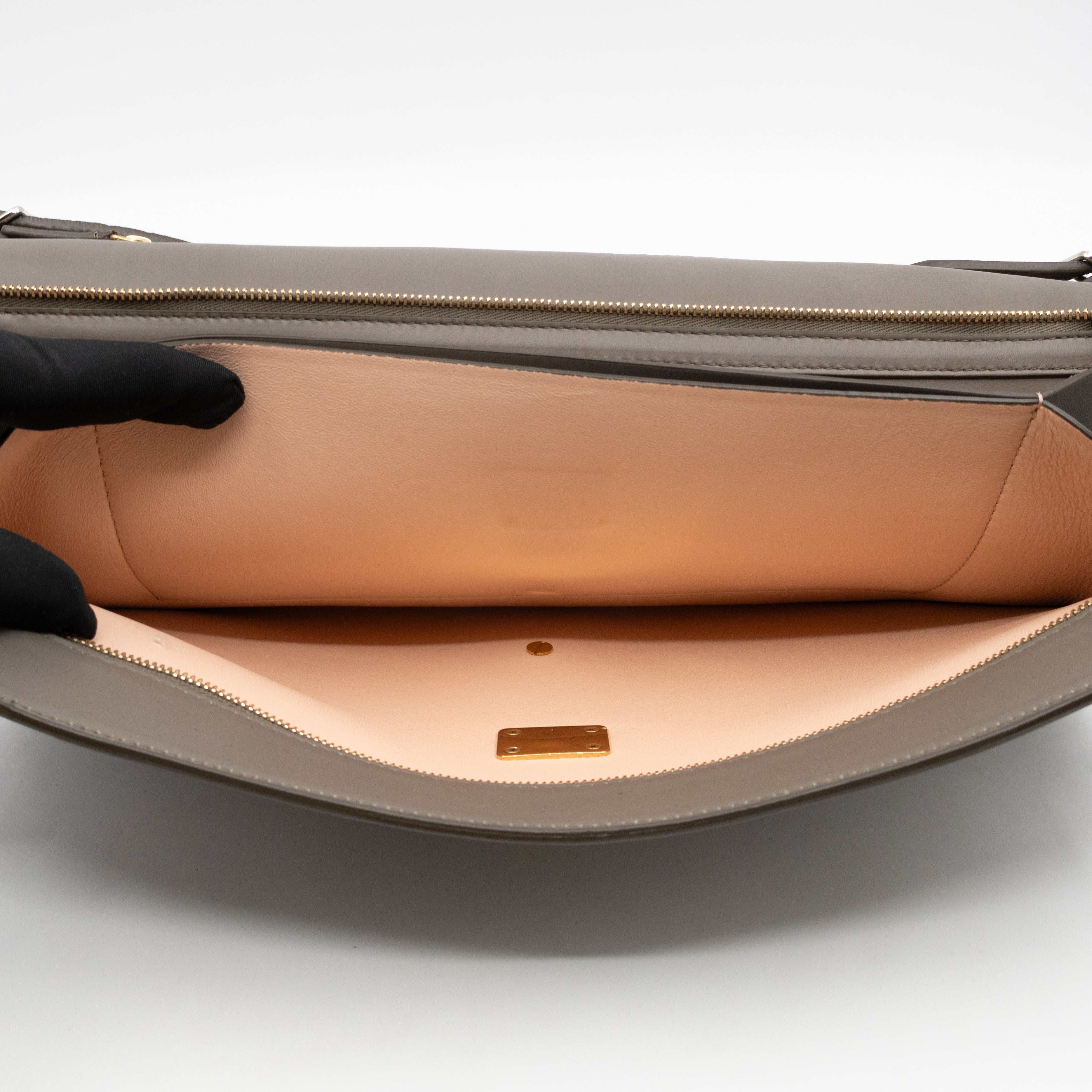 Clasp Fold-over Bag Grey Leather