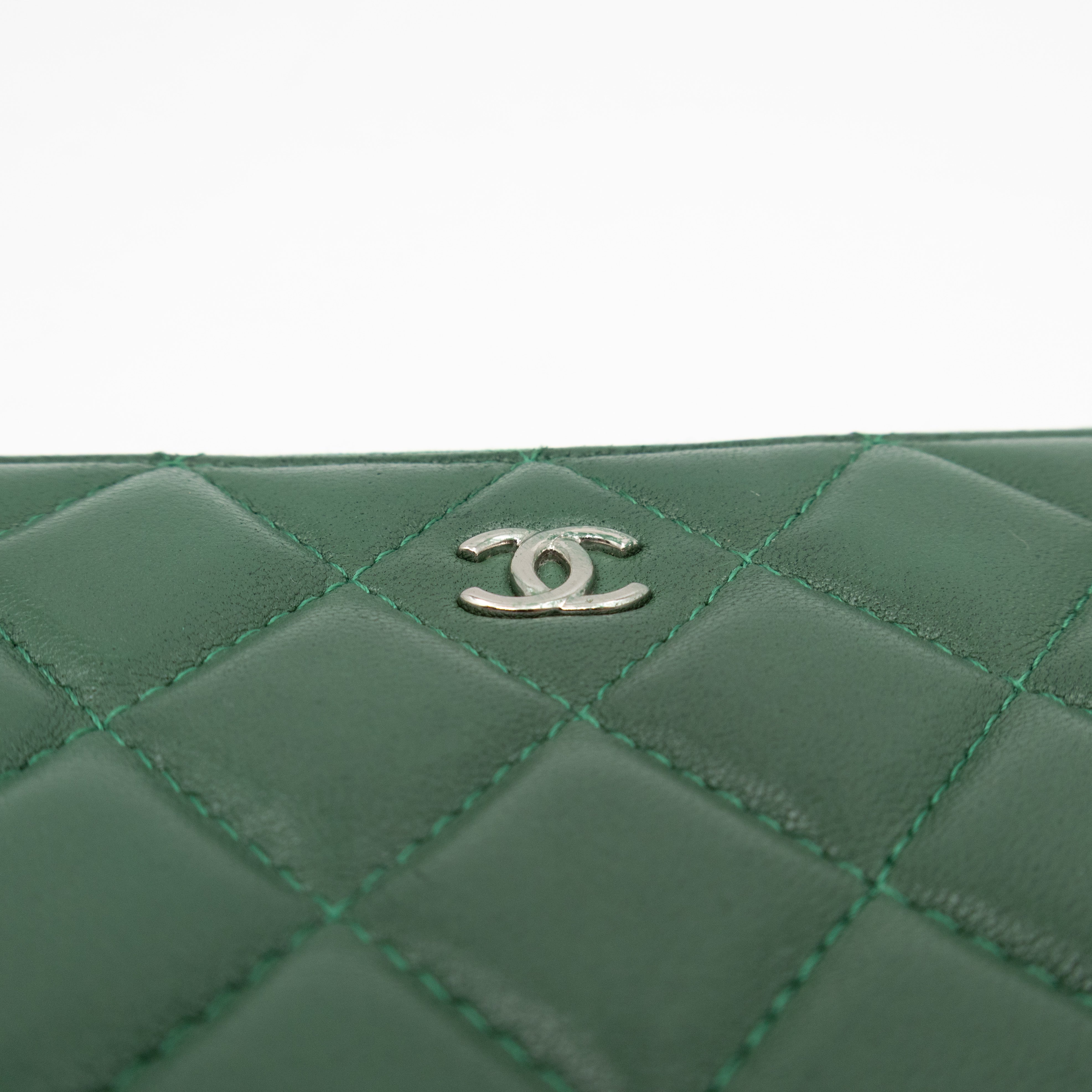 Mini O Case Pouch Green Lambskin Leather
