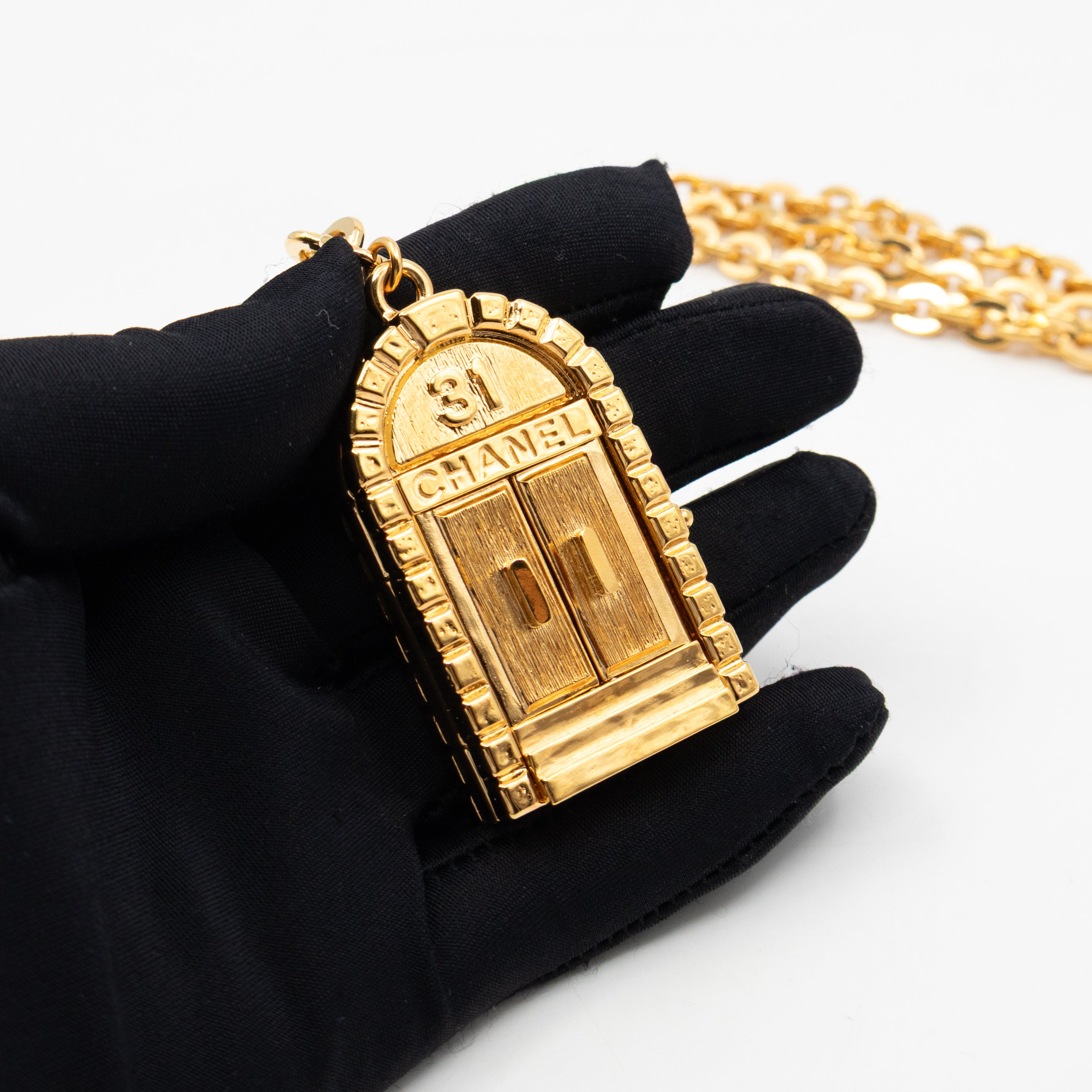 31 Rue Cambon Door CC Pendant Metal Chain Belt 90 cm Gold