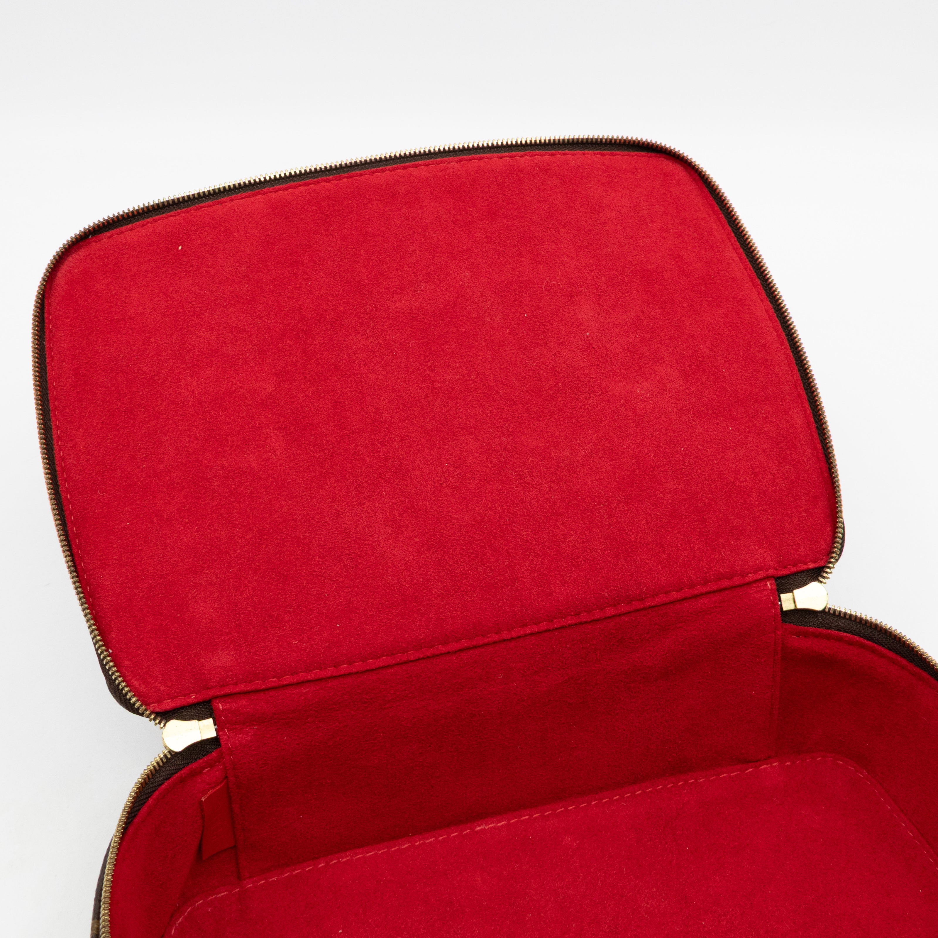 Nice Jewelry Case Monogram