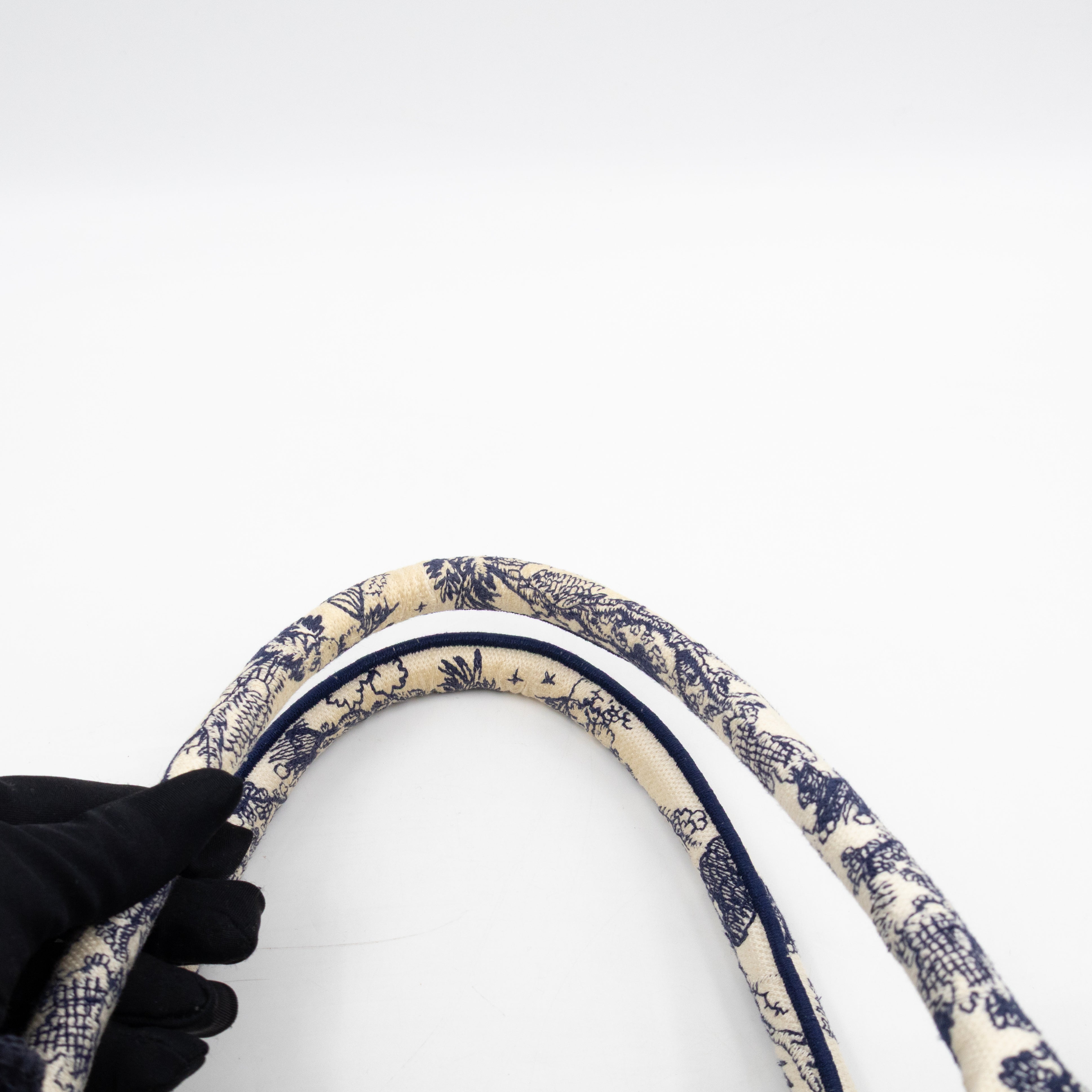 Book Tote Medium Navy & White Toile de Jouy Sauvage Embroidery