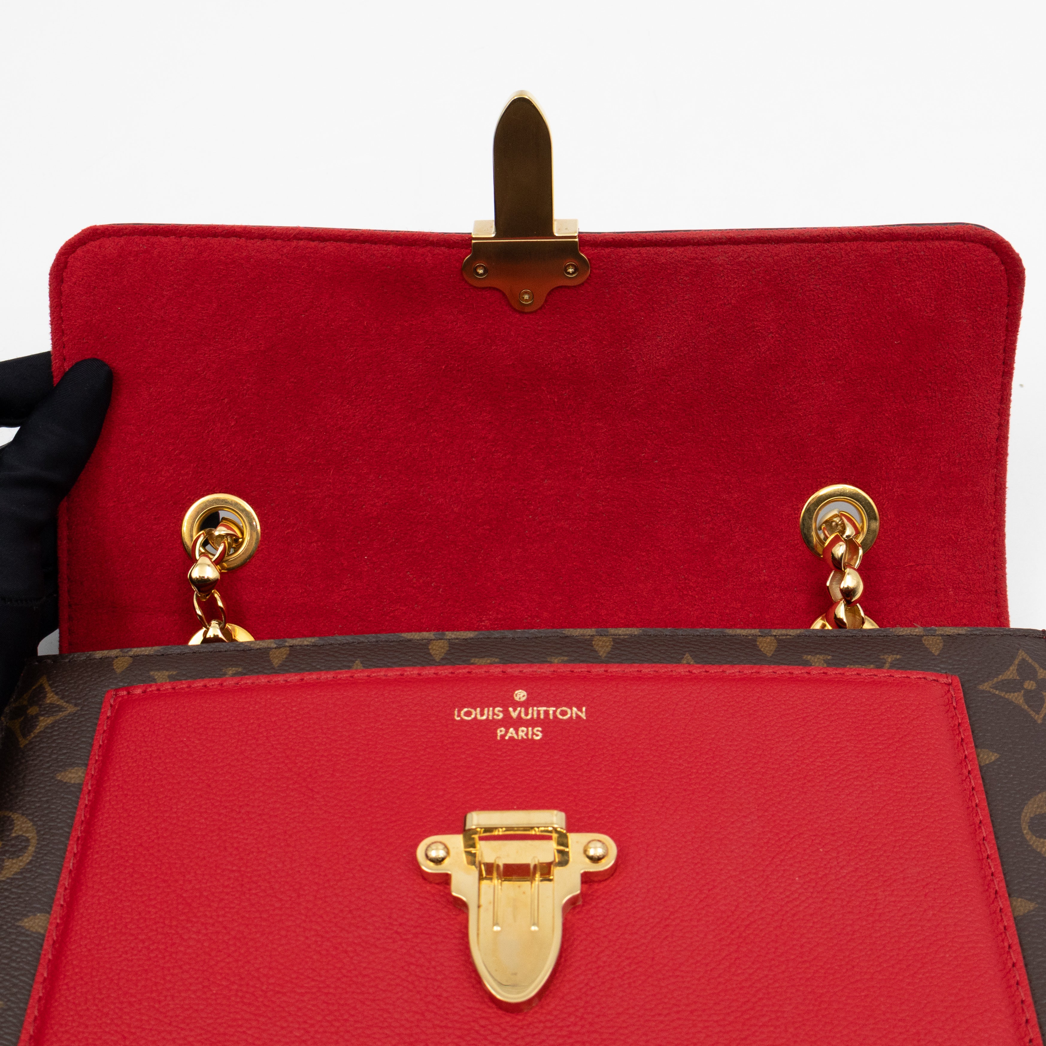 Victoire Monogram Red