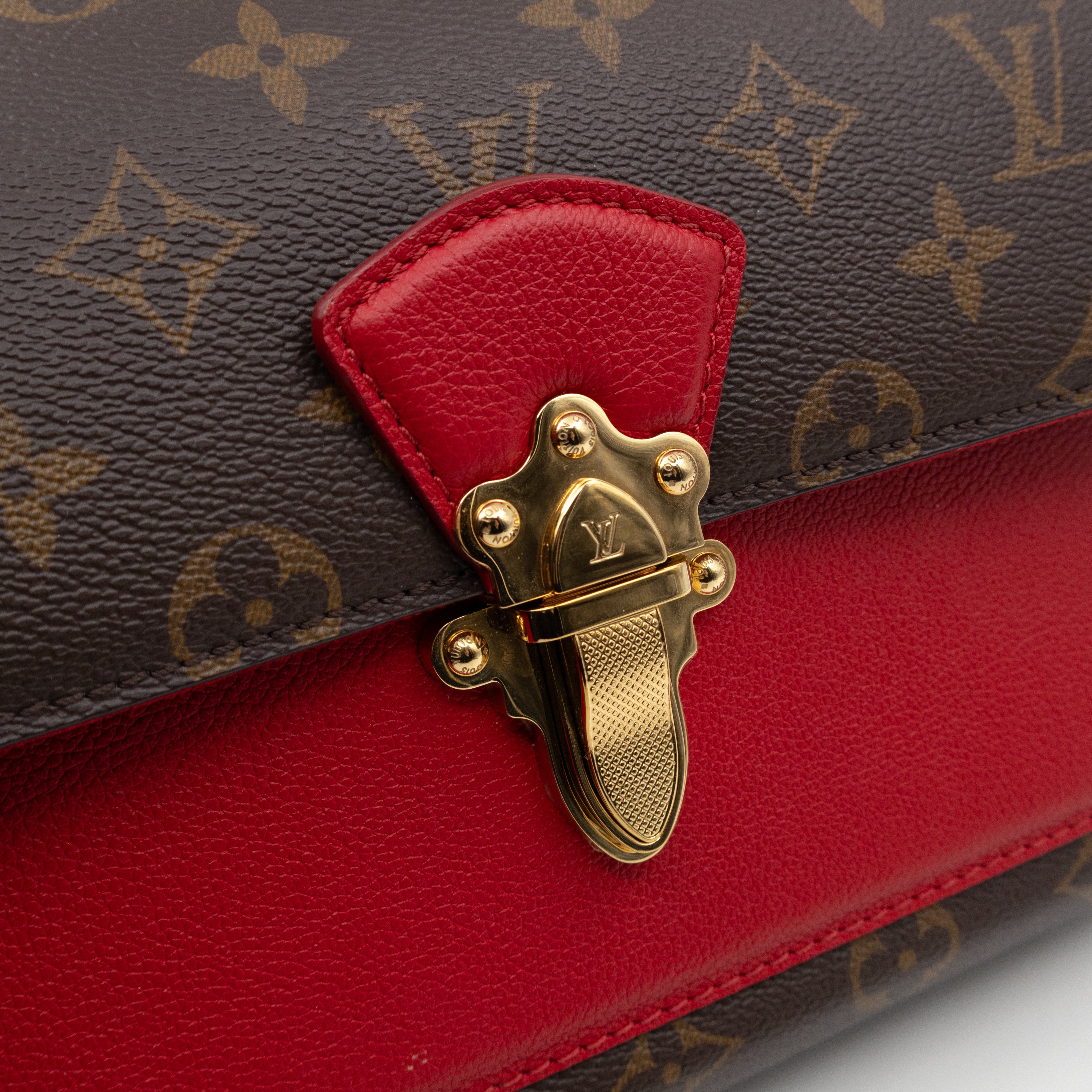 Victoire Monogram Red