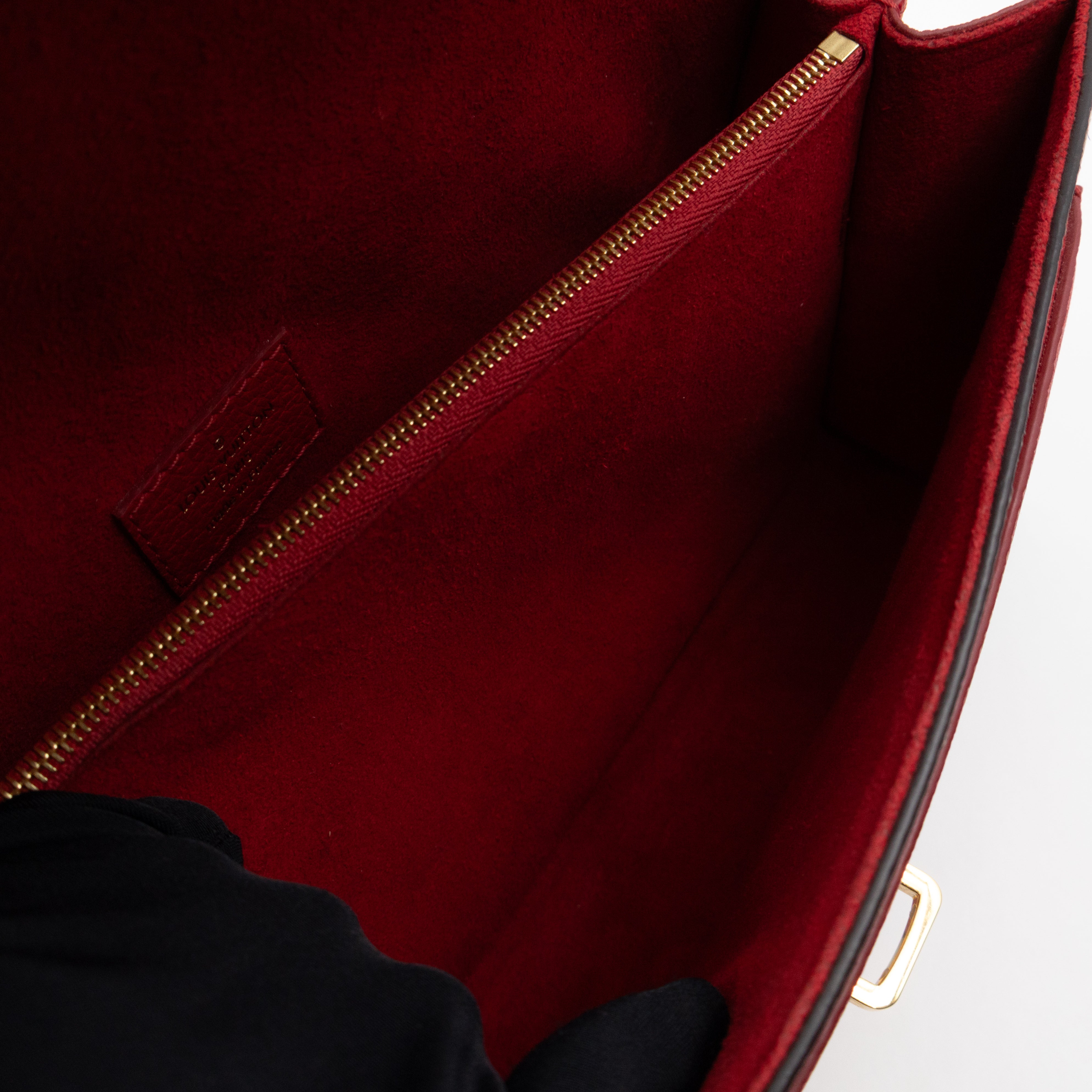 Victoire Monogram Red