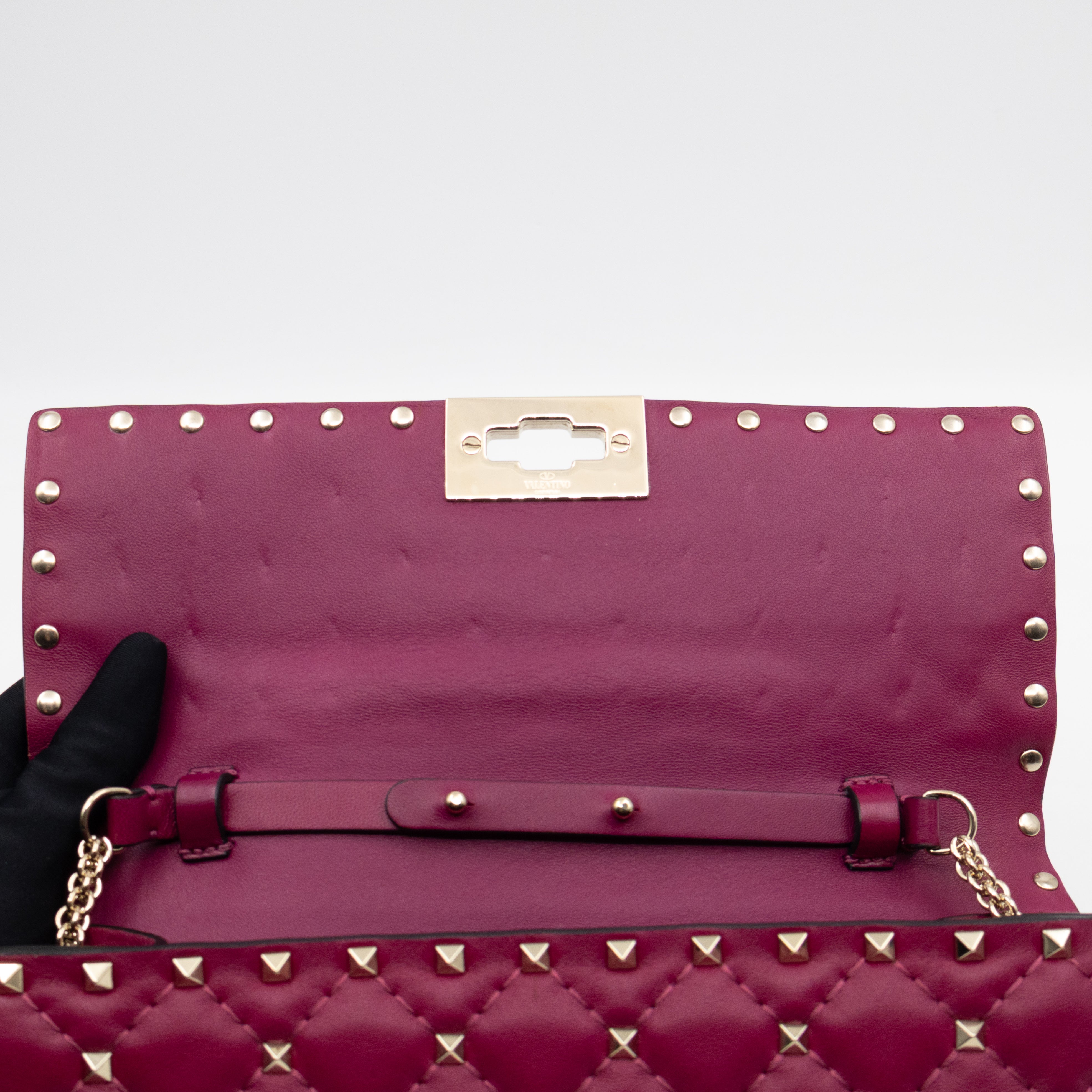 Rockstud Spike Crossbody Clutch Bag Fuchsia Leather