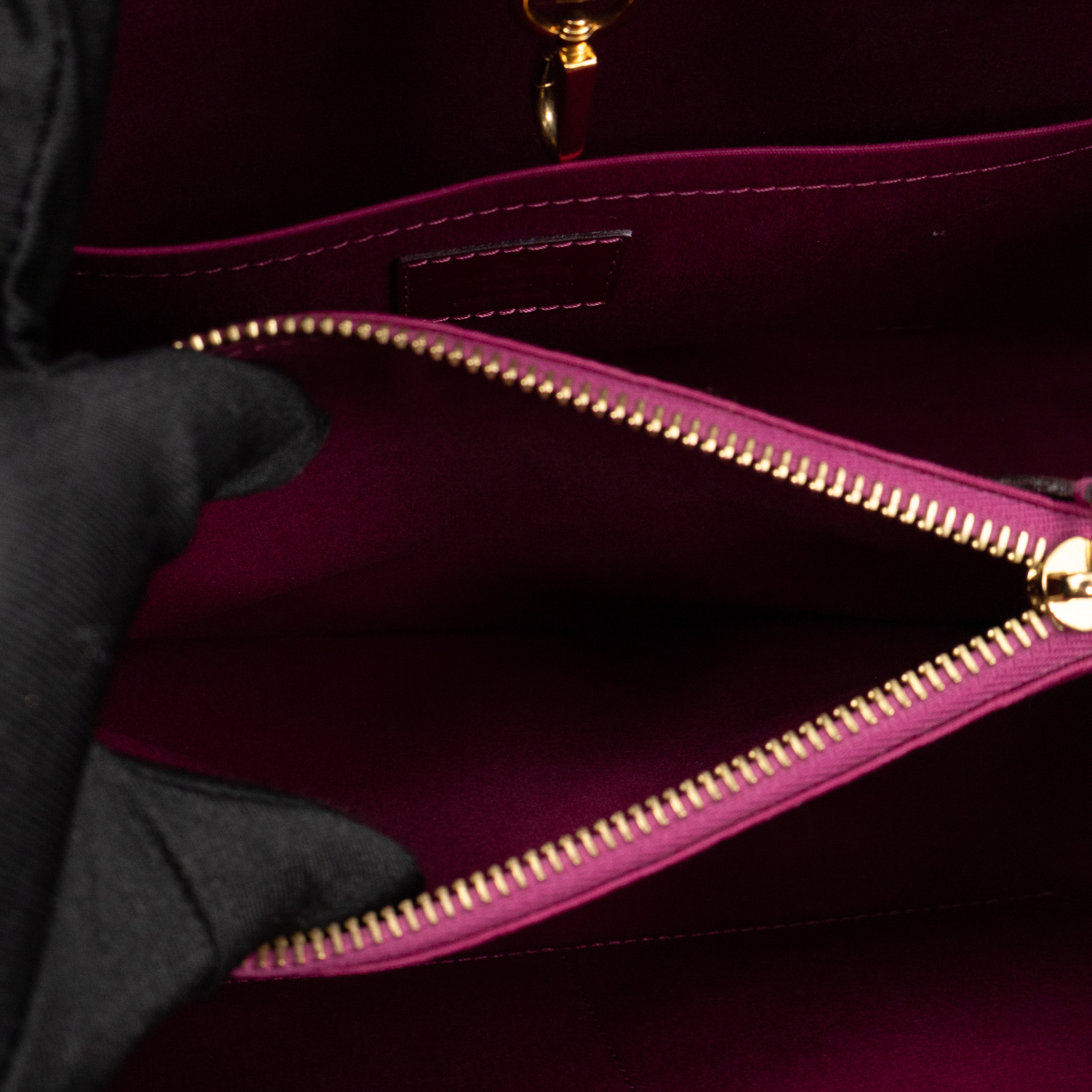 Montaigne MM Fuchsia Vernis