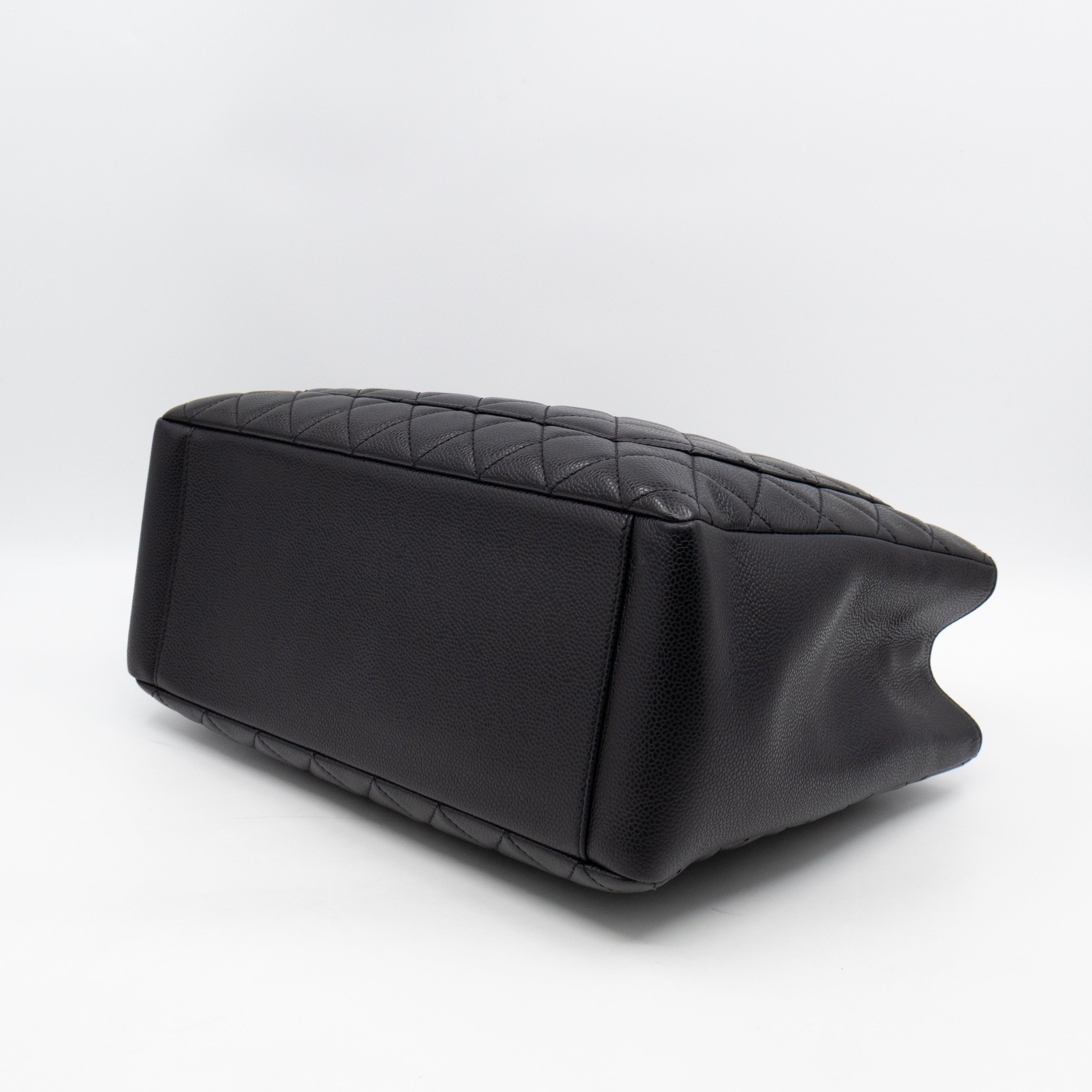 GST Grand Shopping Tote Black Caviar Silver