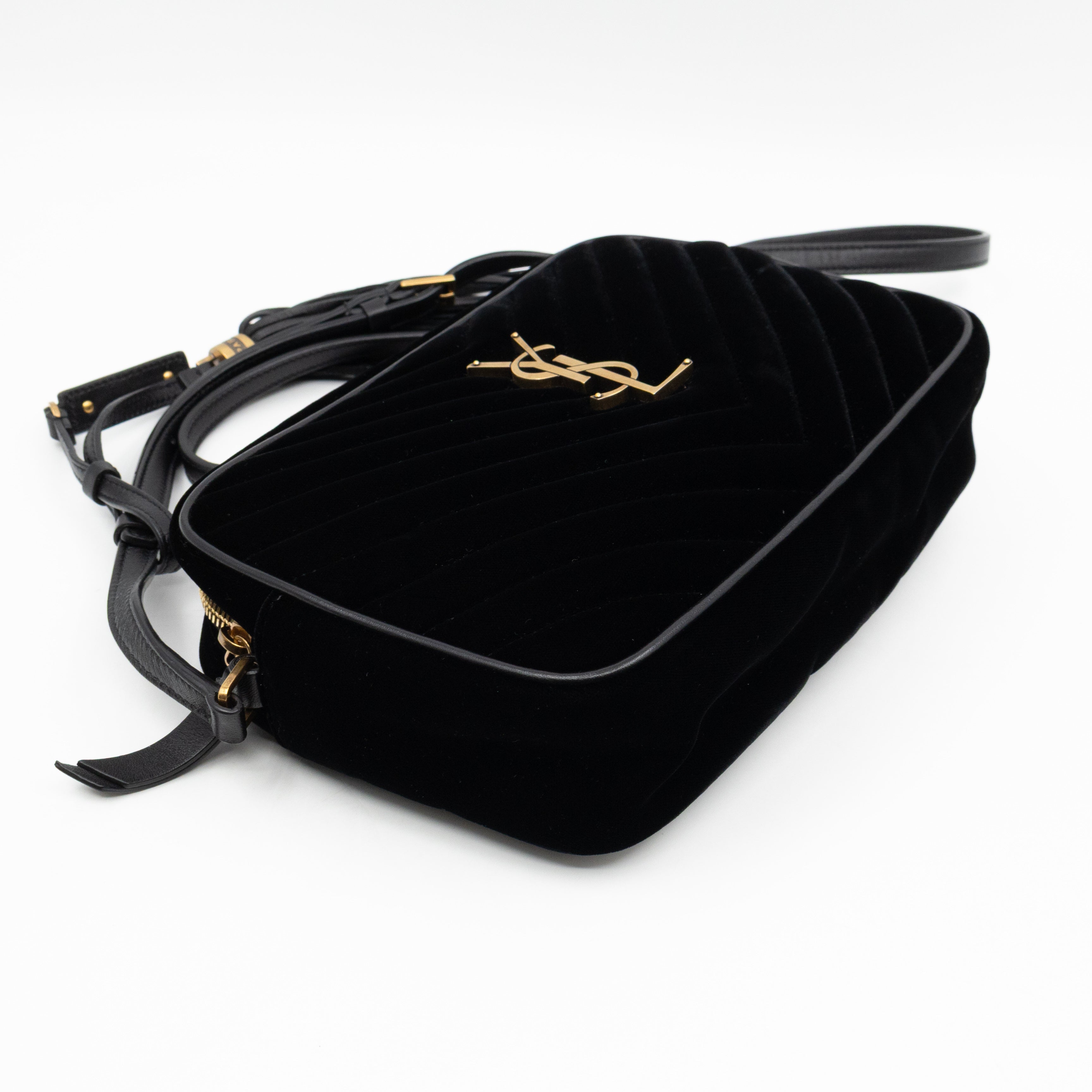 Lou Tassel Camera Bag Black Velvet