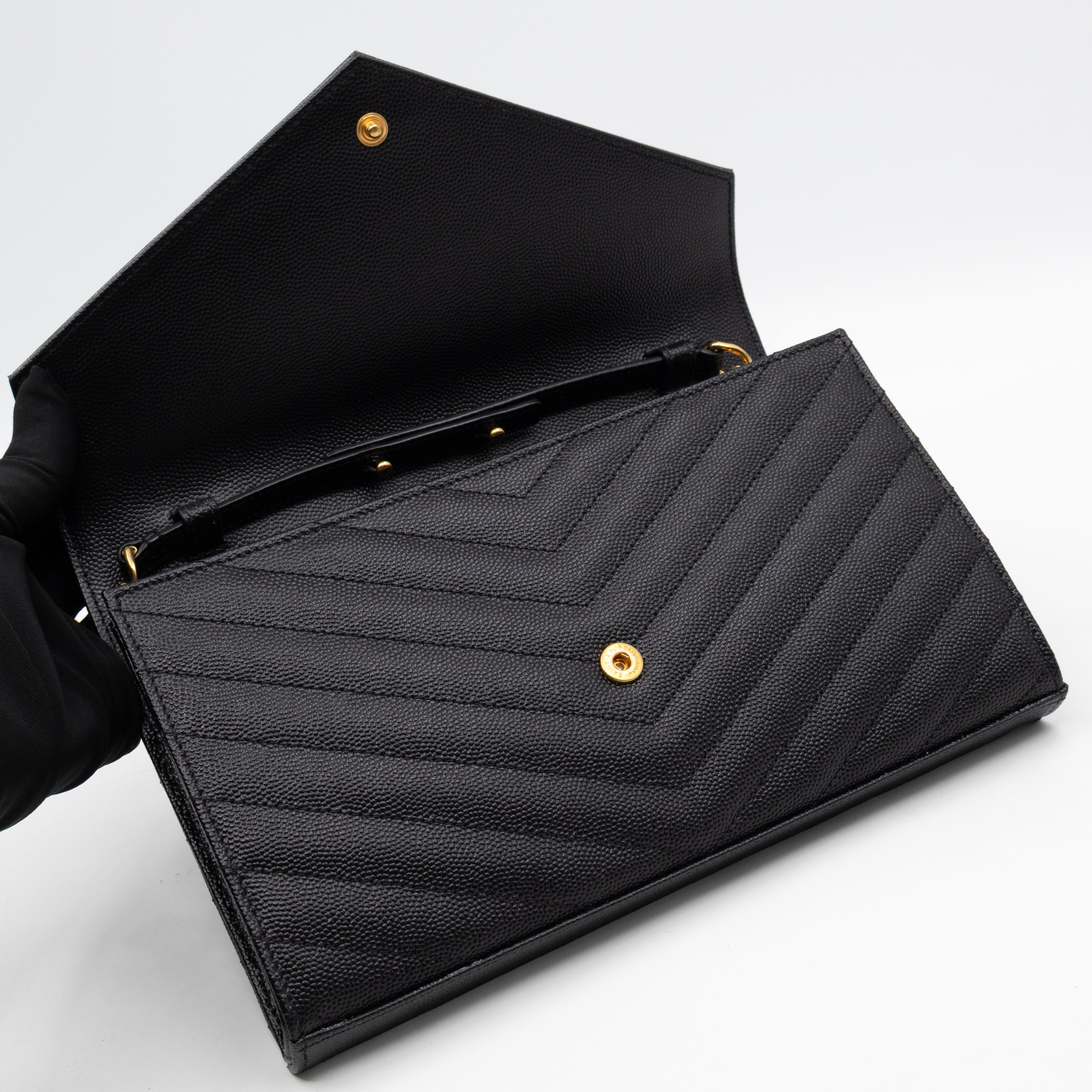 Cassandre Envelope Chain Wallet Black Grained Leather Gold