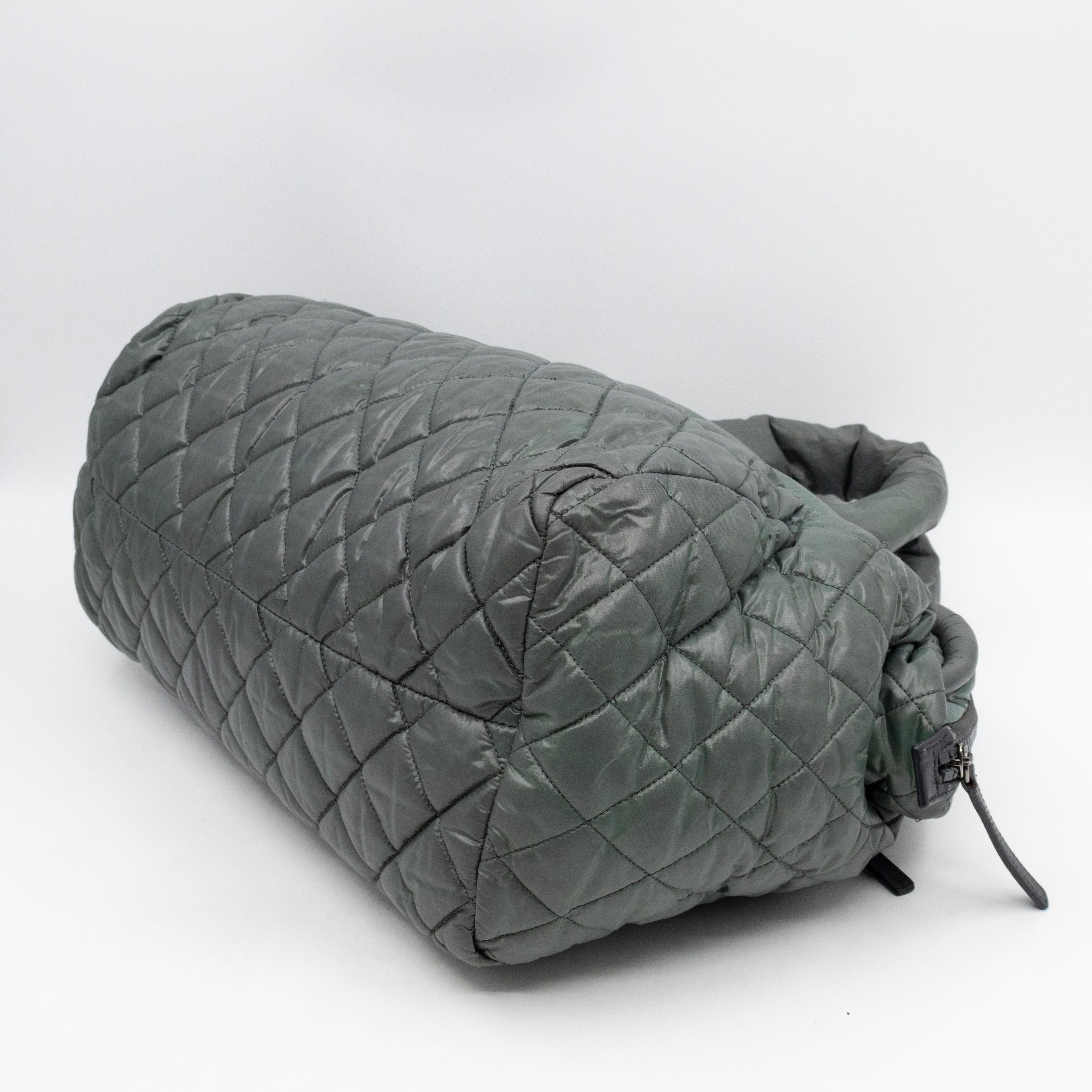 Coco Coon Bowler Bag Dark Green Quilted Nylon