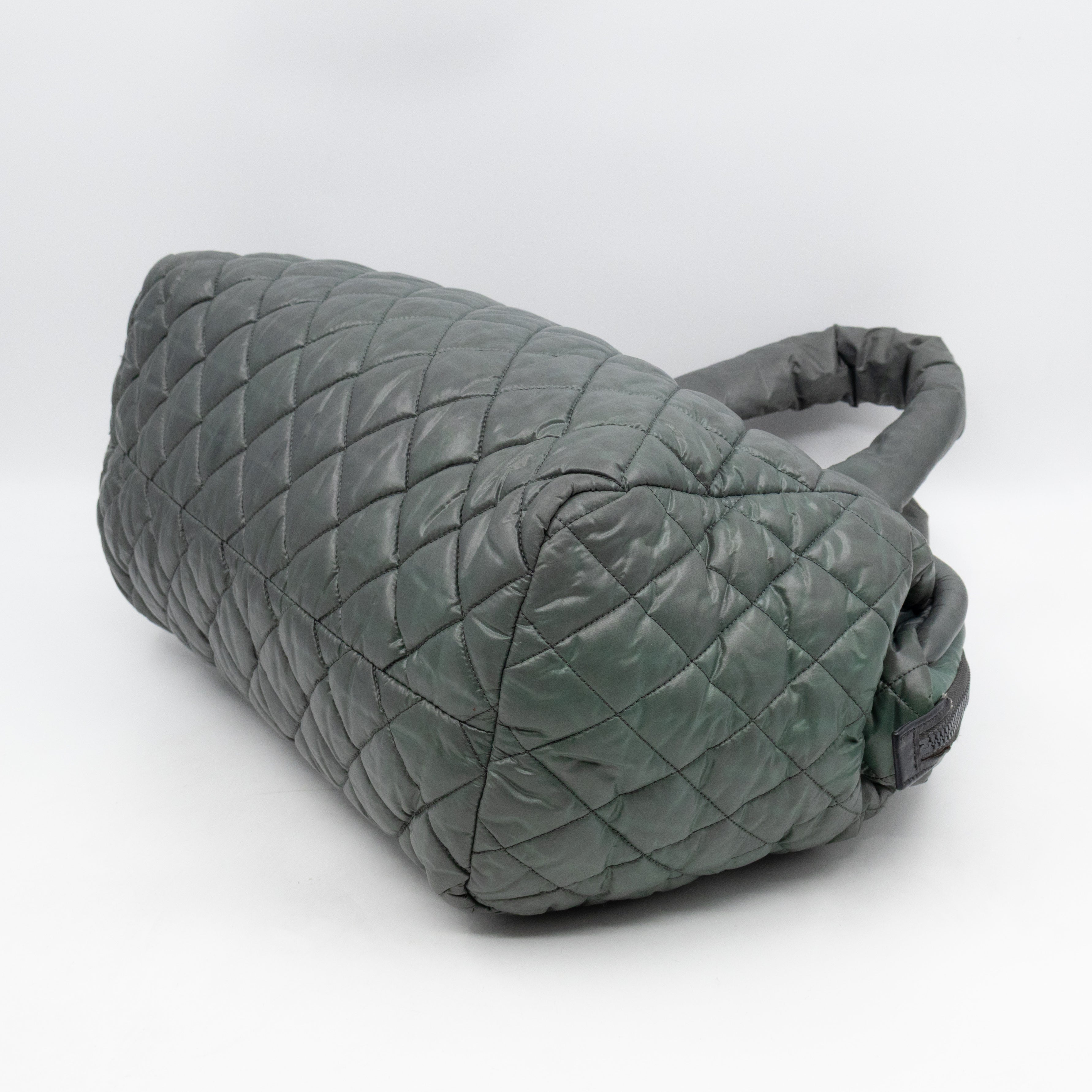 Coco Coon Bowler Bag Dark Green Quilted Nylon