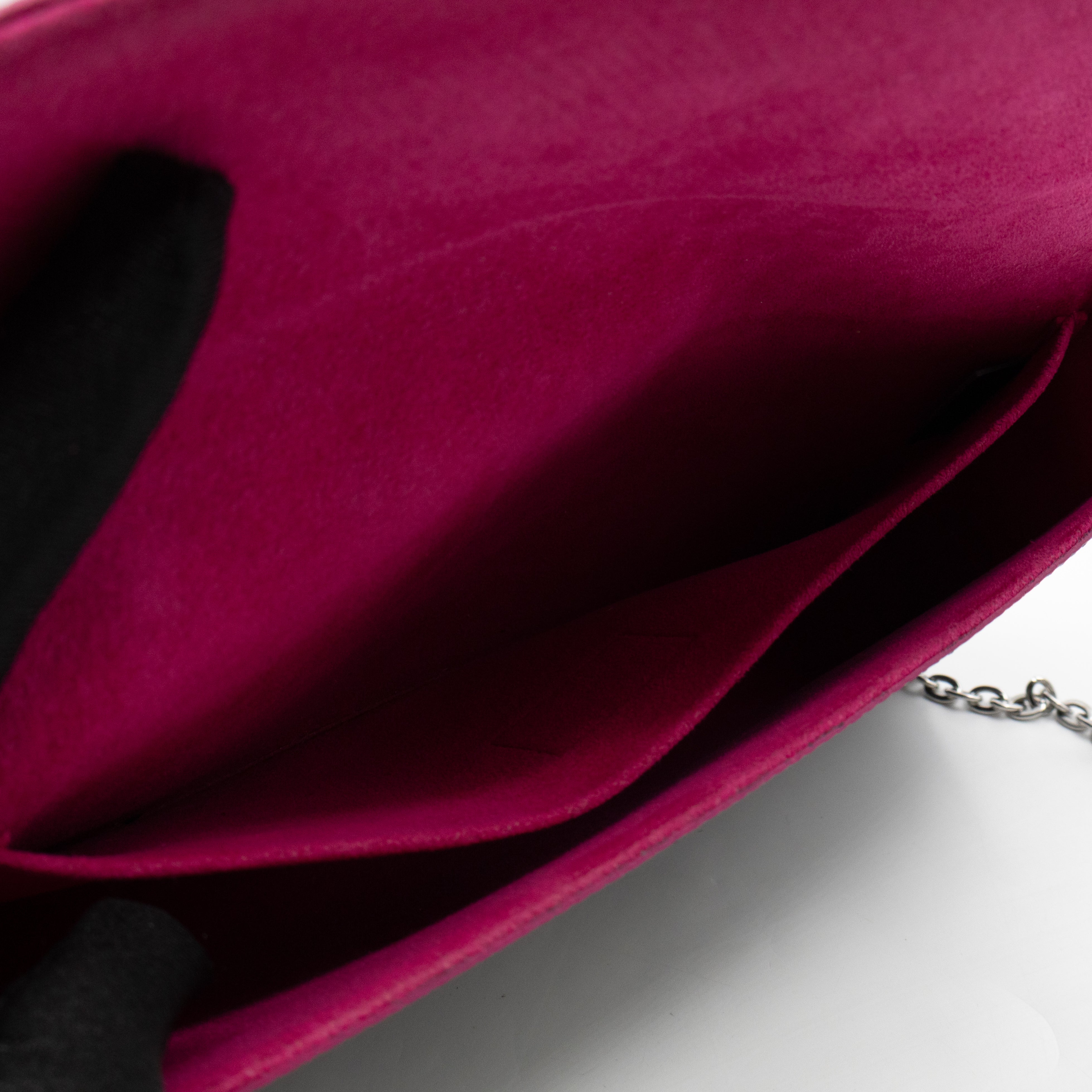 Pochette Felicie Black Epi Leather Pink