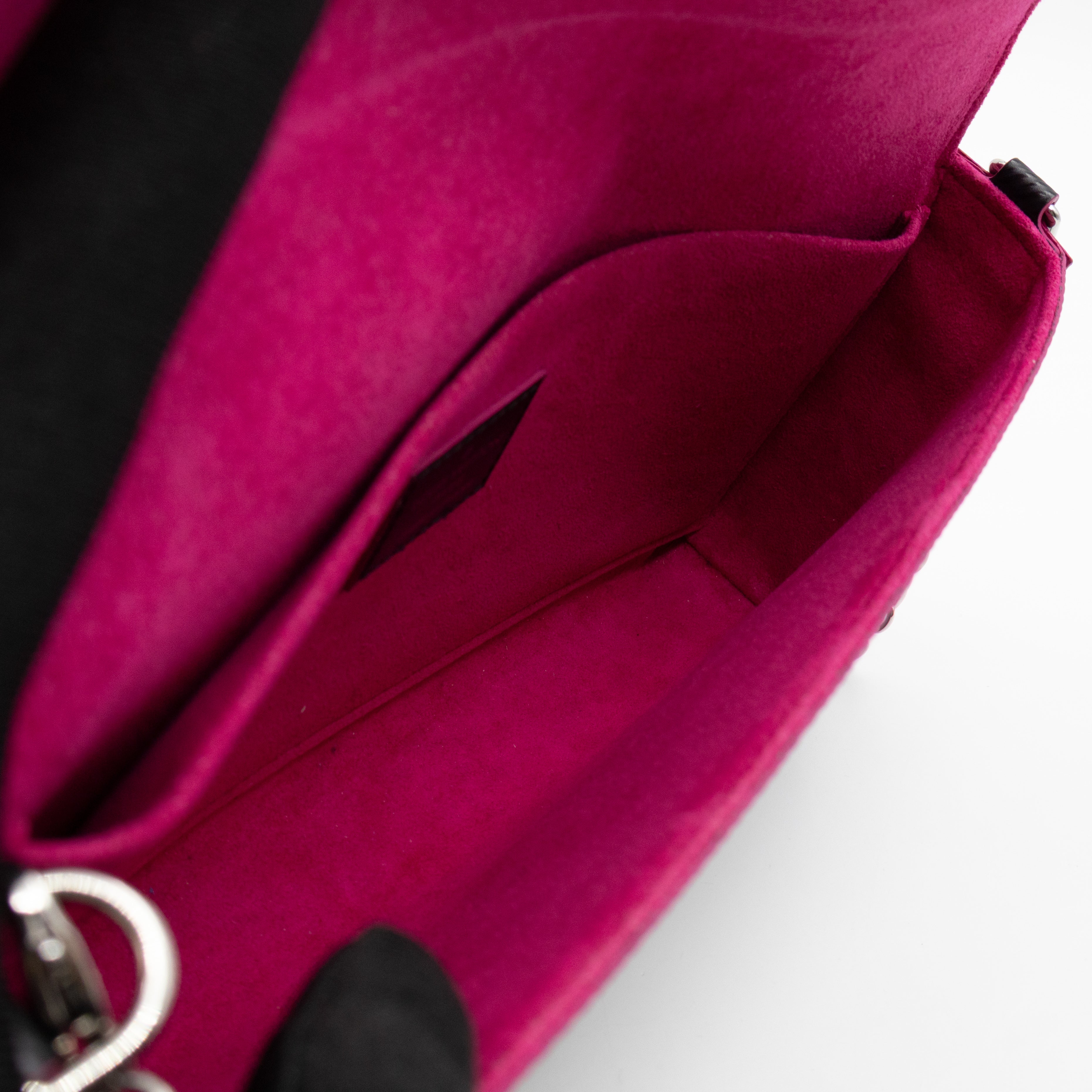 Pochette Felicie Black Epi Leather Pink