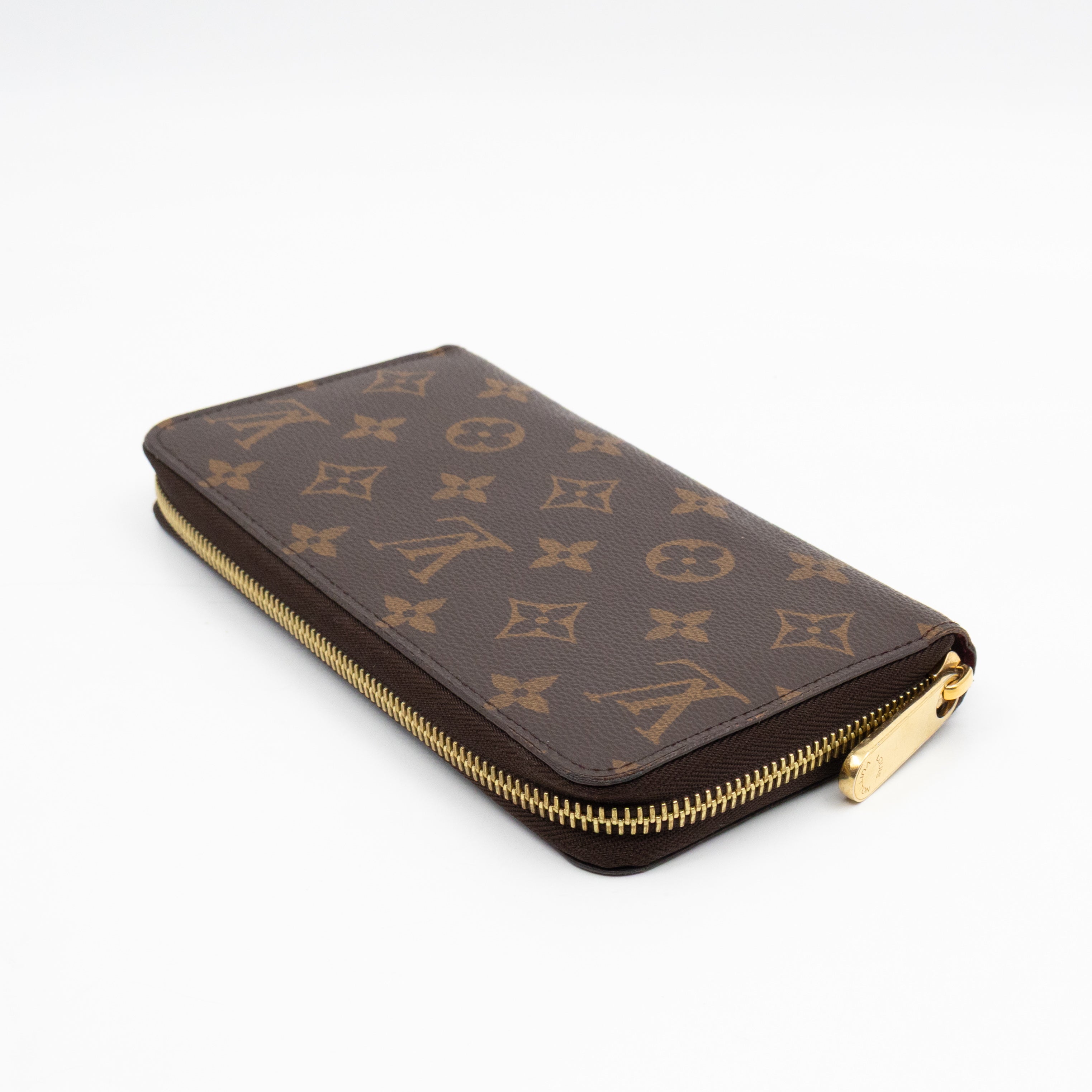 Zippy Wallet Monogram Fuchsia