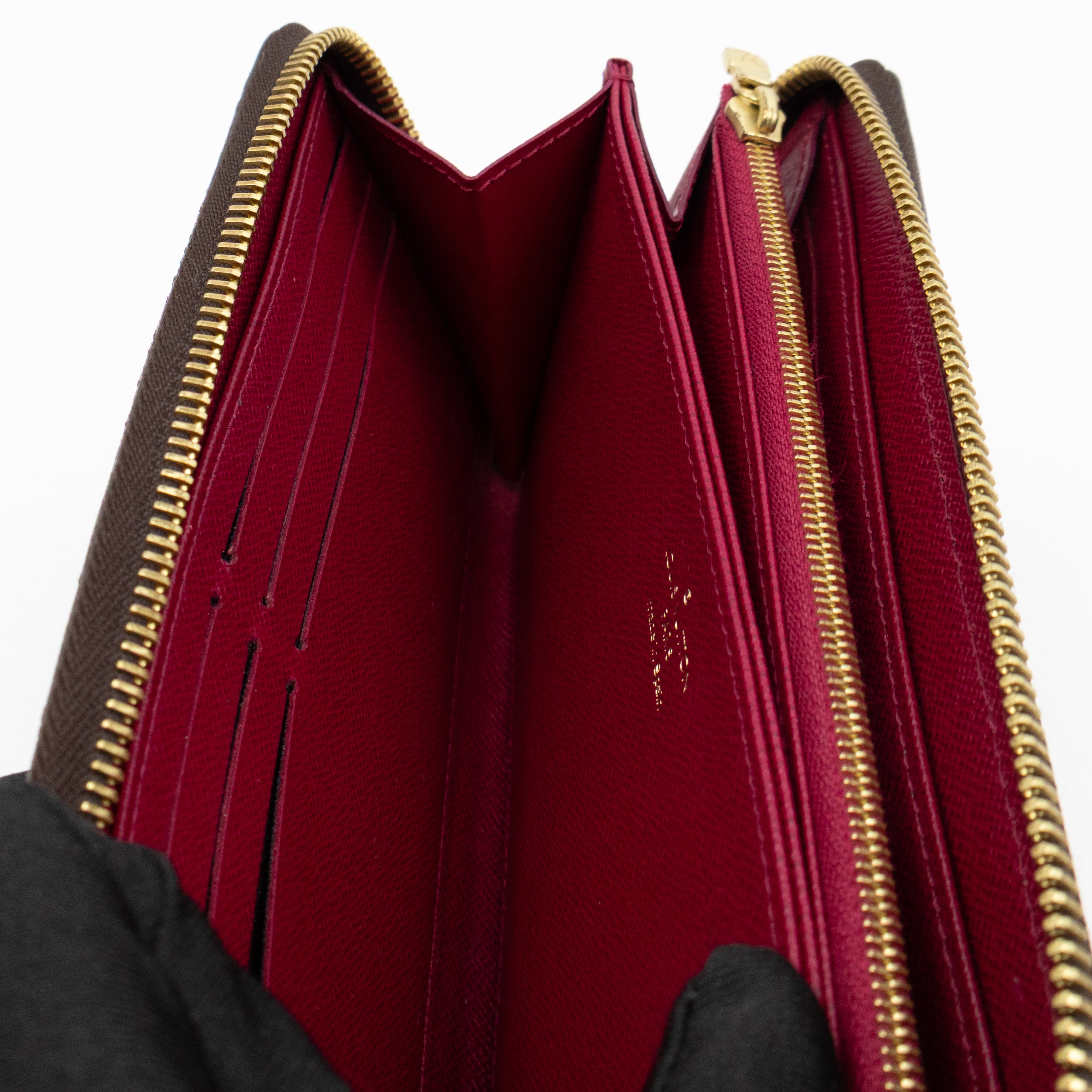 Zippy Wallet Monogram Fuchsia