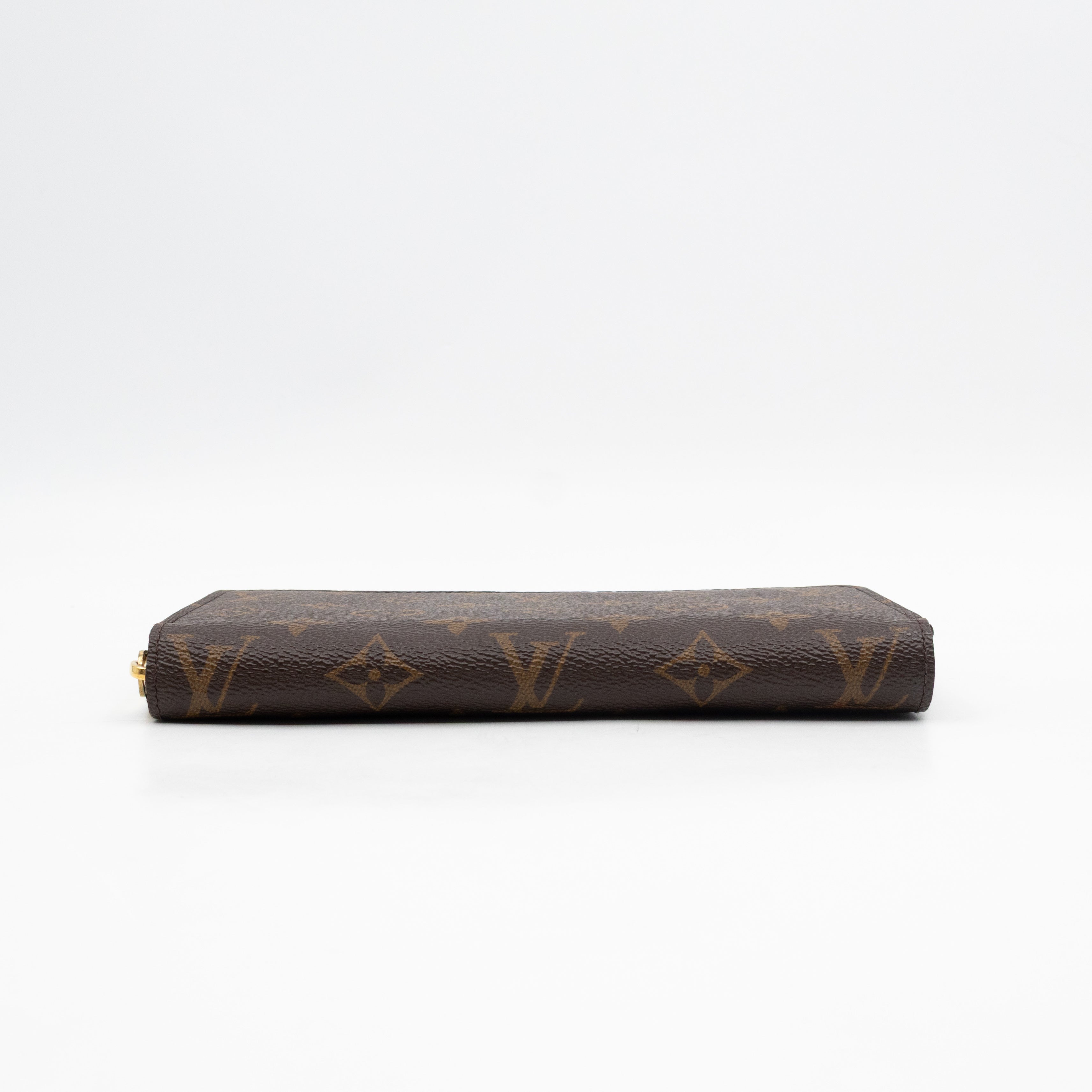 Zippy Wallet Monogram Fuchsia