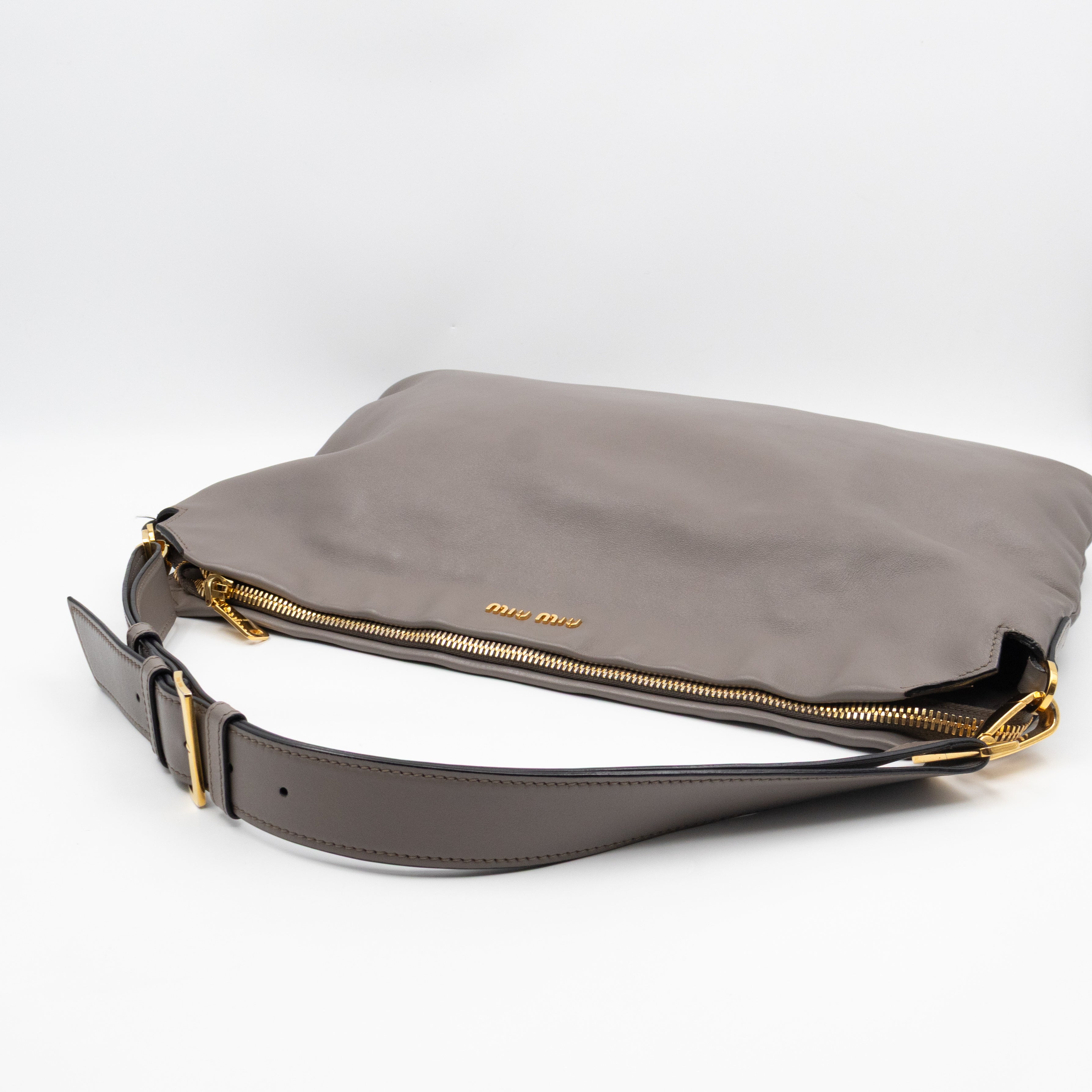 Shoulder Bag Argilla Grey Soft Calf Leather