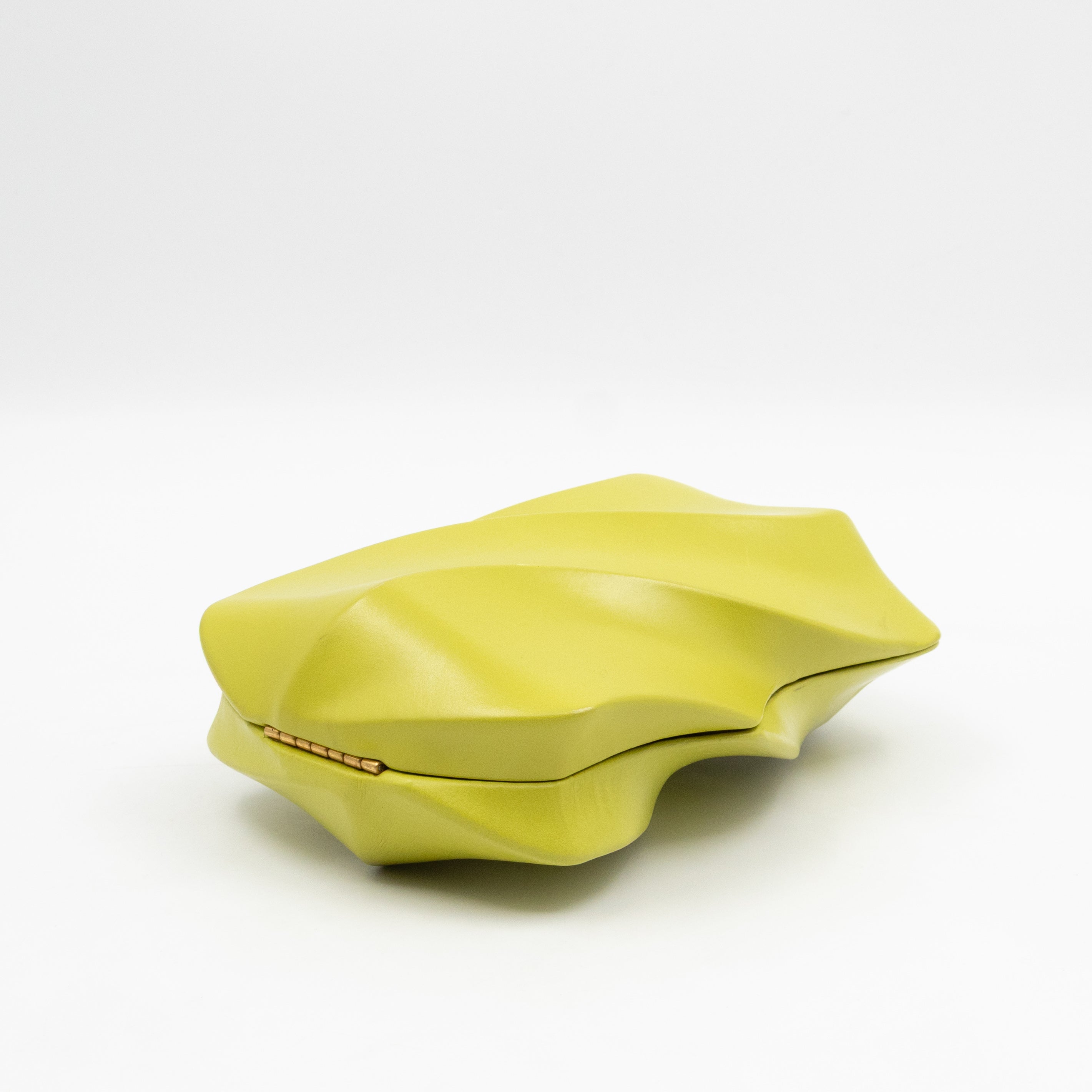 Whirl Spiral Clutch Kiwi Leather