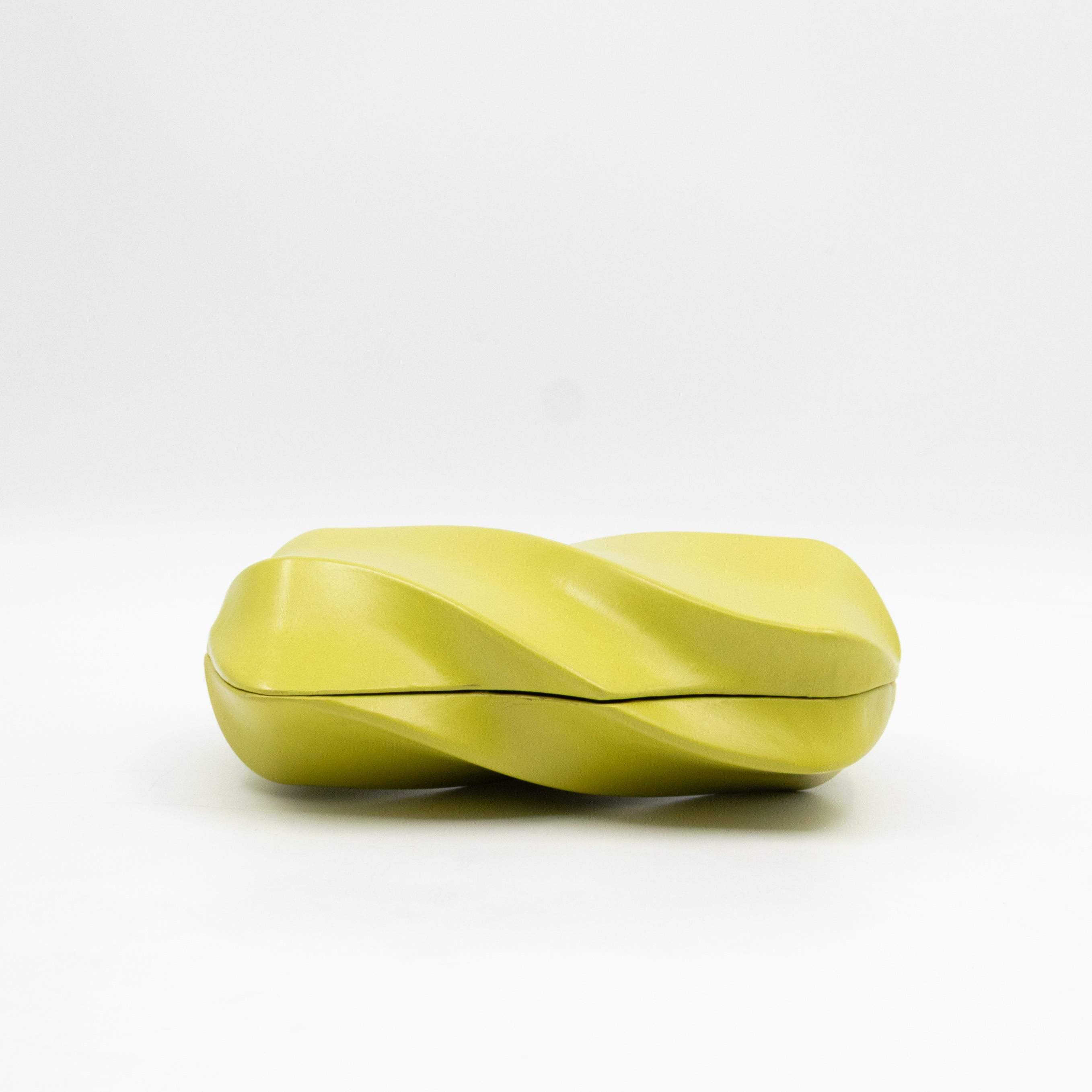 Whirl Spiral Clutch Kiwi Leather