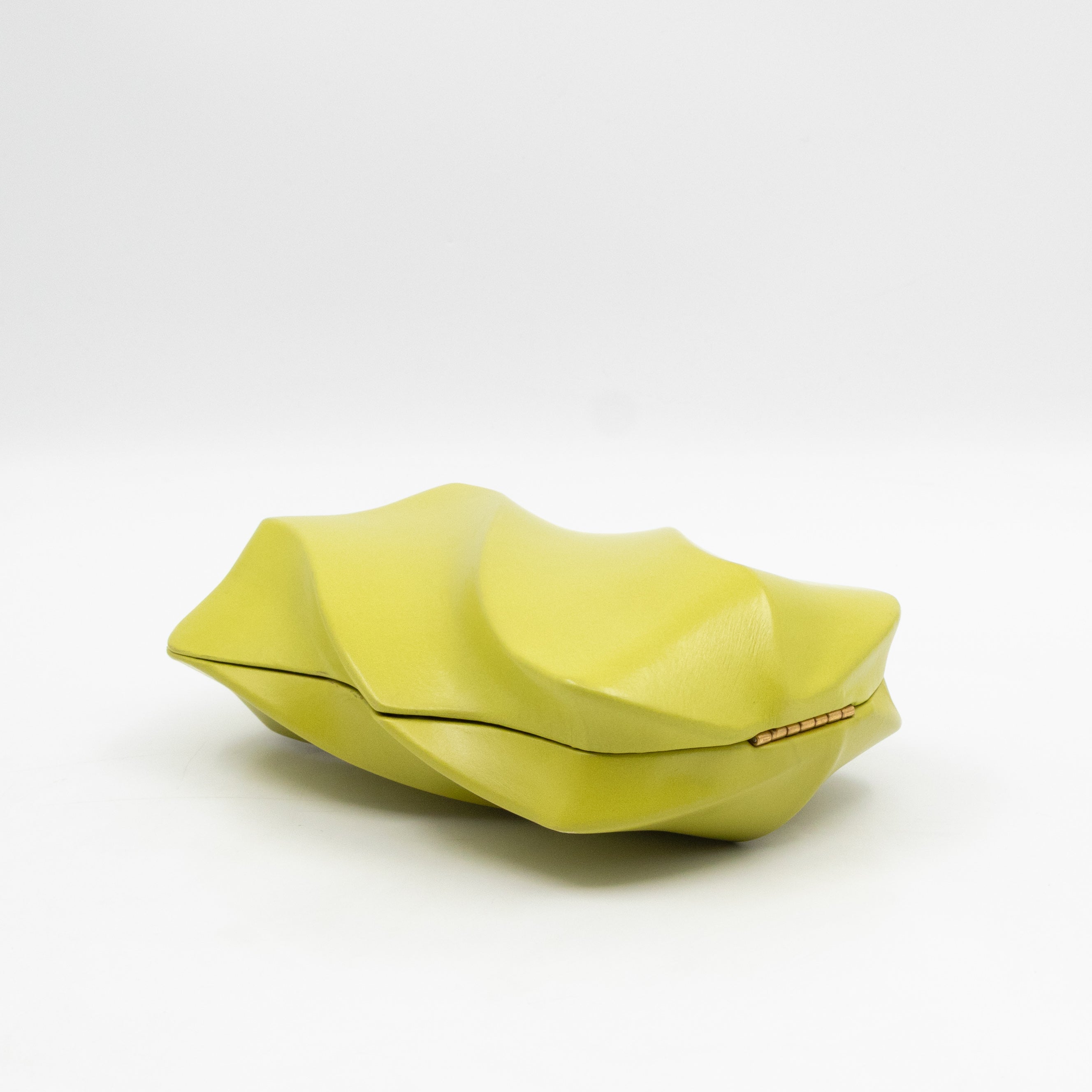 Whirl Spiral Clutch Kiwi Leather