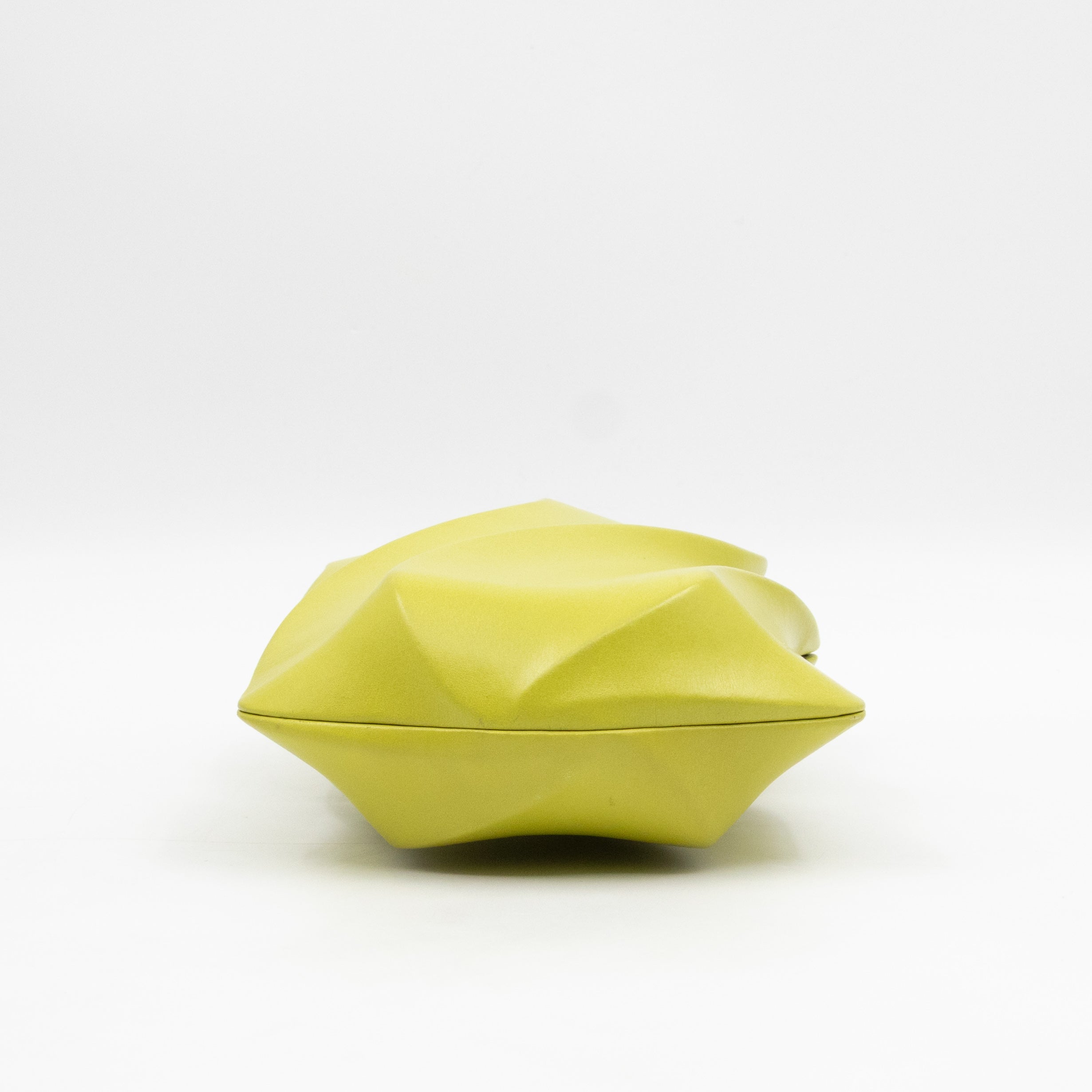 Whirl Spiral Clutch Kiwi Leather