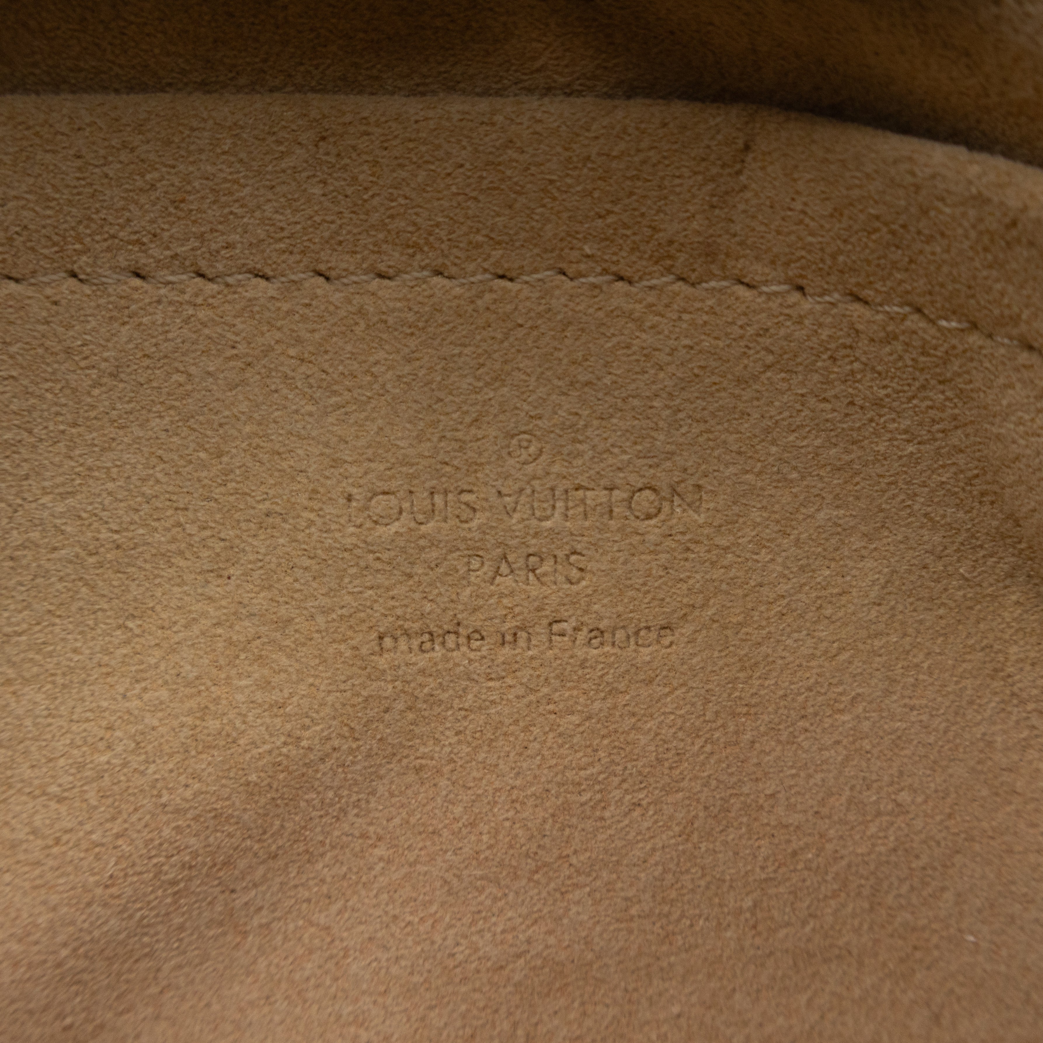 Pochette Milla MM Monogram