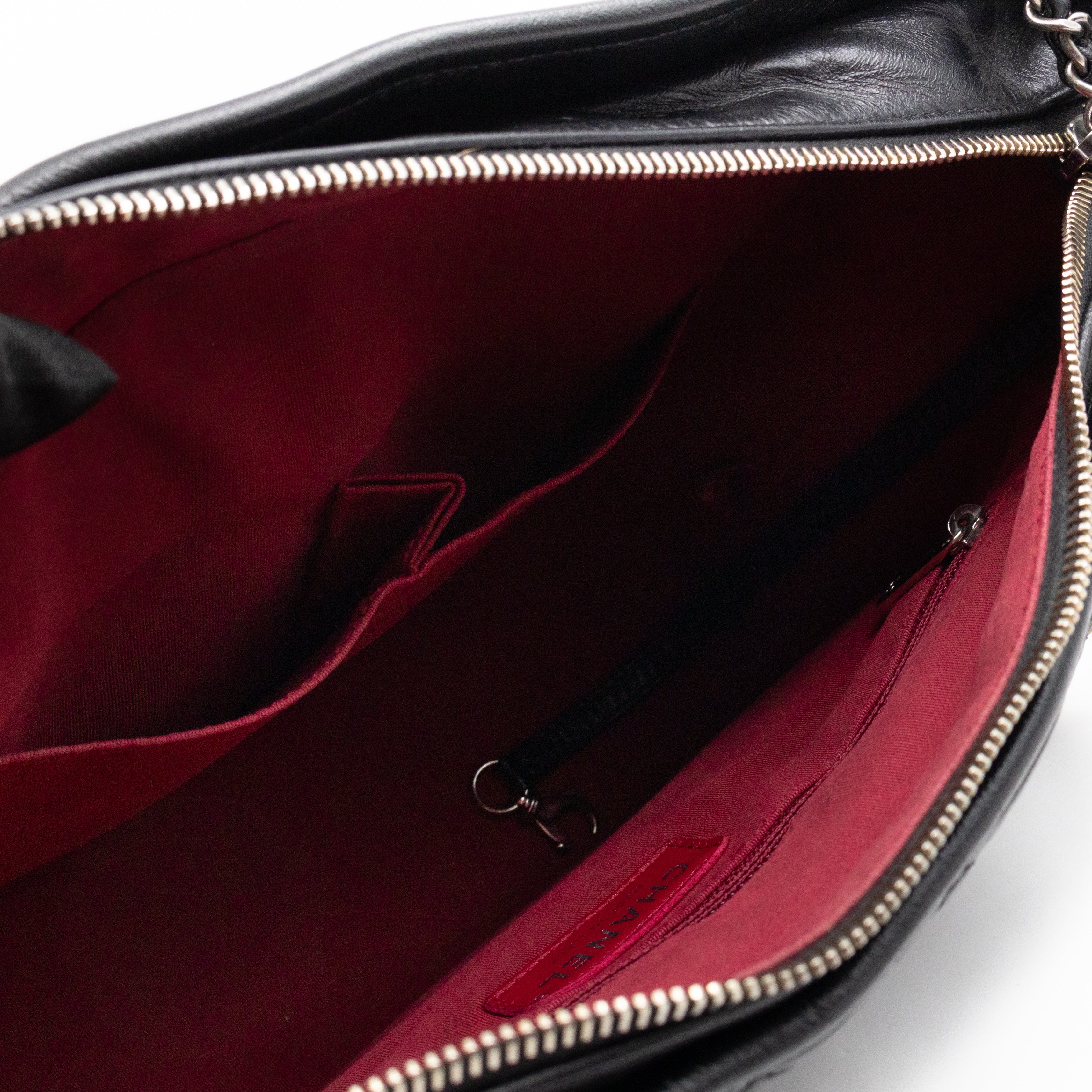 Gabrielle Hobo Medium Black Calfskin Leather