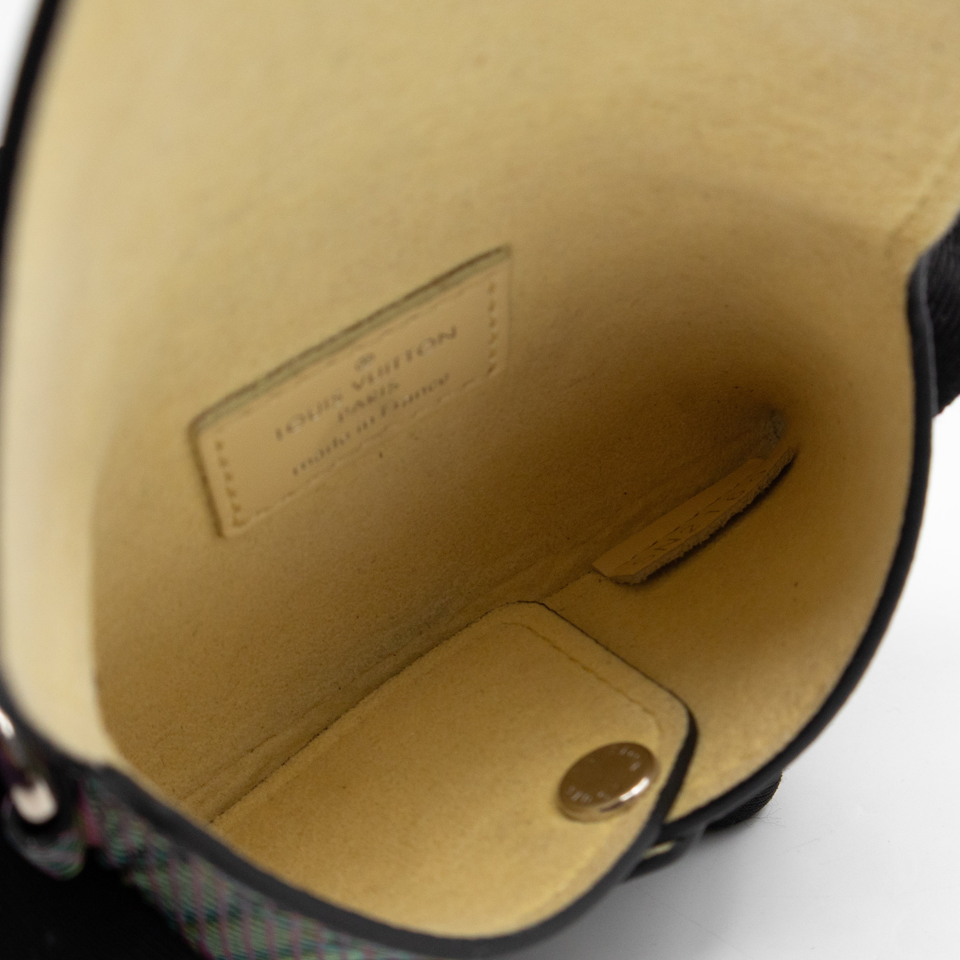 Pochette Kirigami Necklace LV Pop Leather