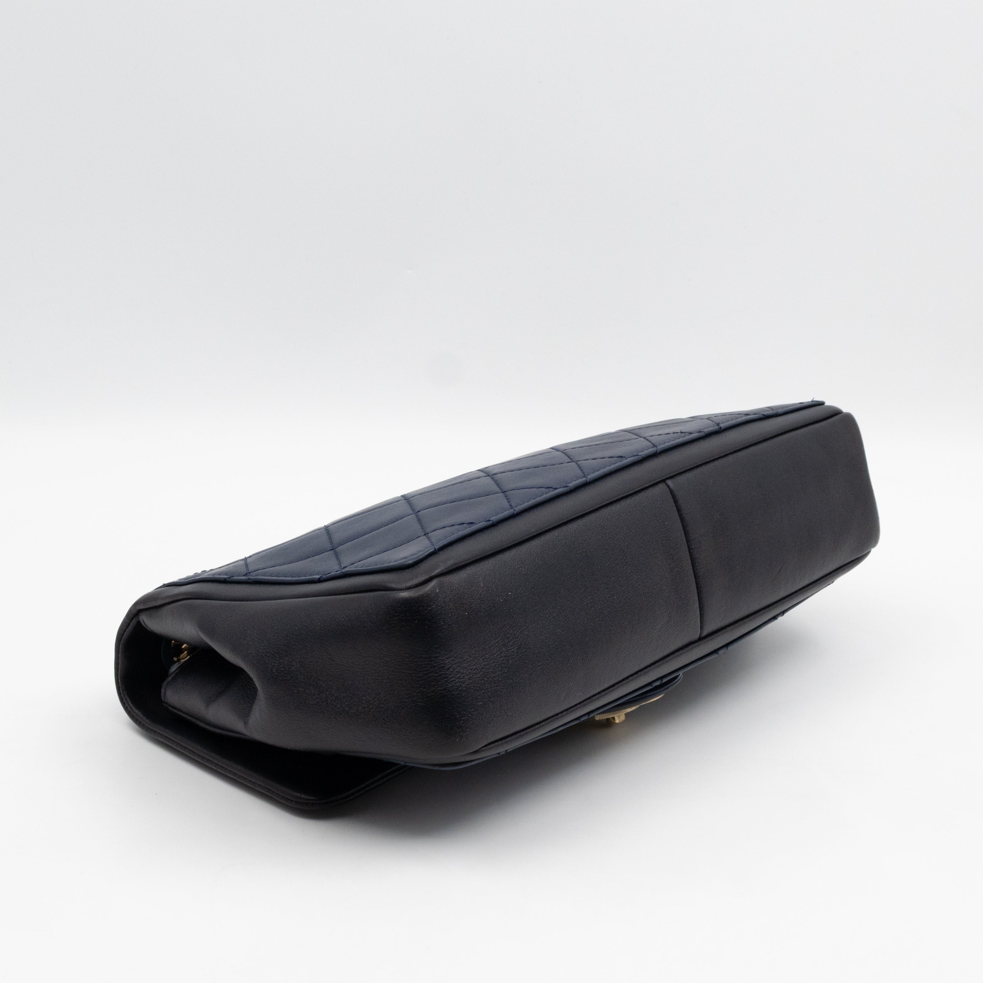 Graphic Medium Flap Bag Blue & Black Leather