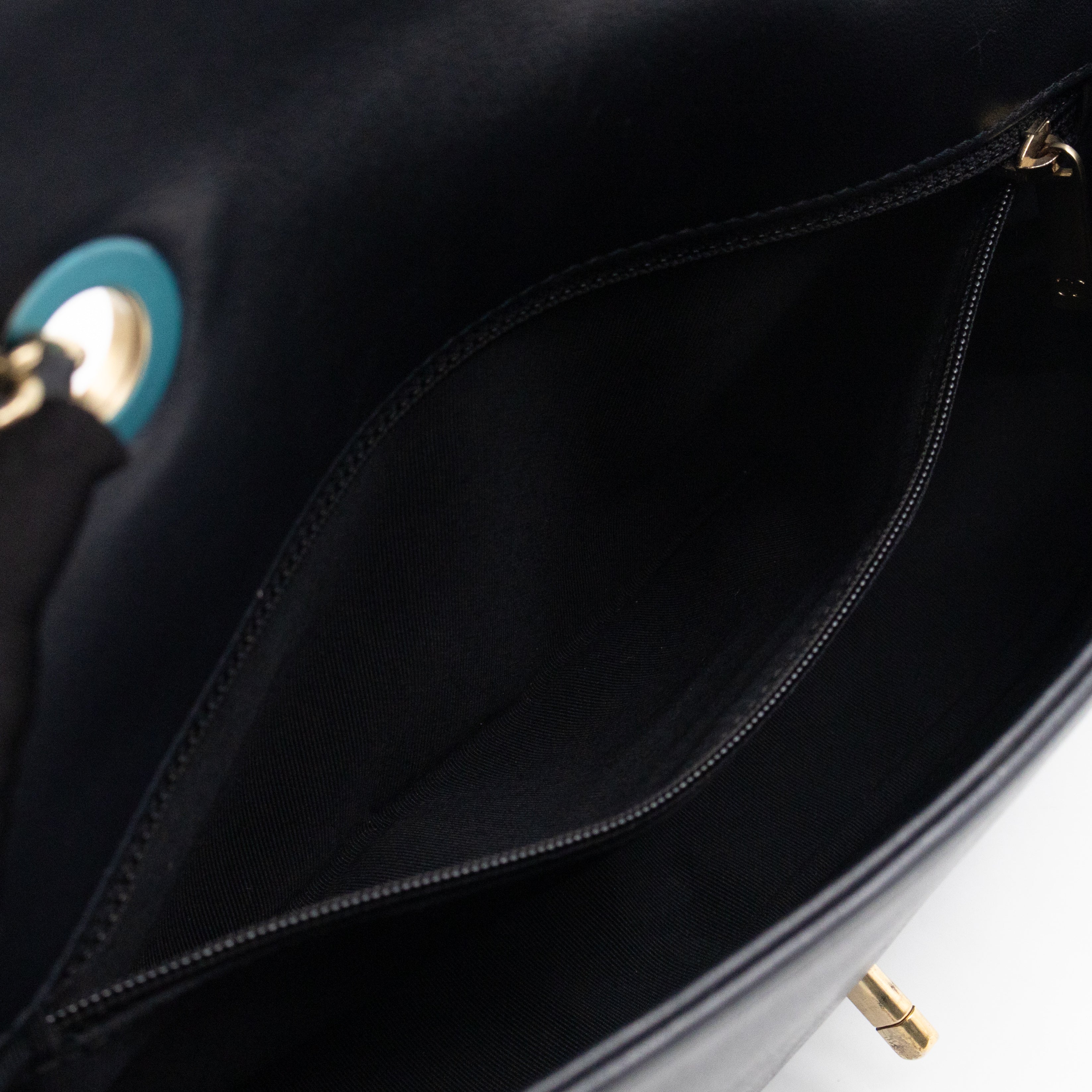 Graphic Medium Flap Bag Blue & Black Leather