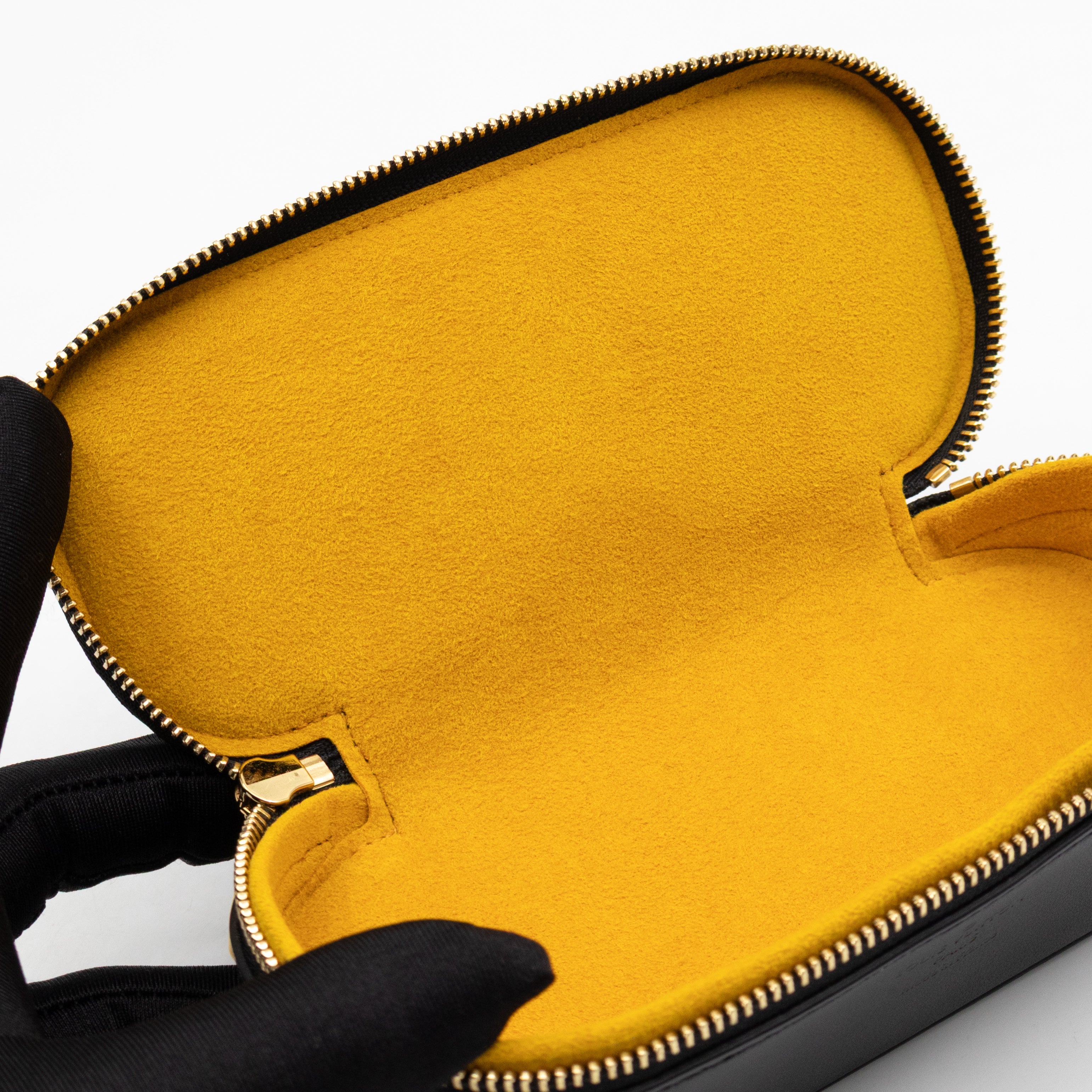 Sunglasses Pouch GM Monogram & Black Leather